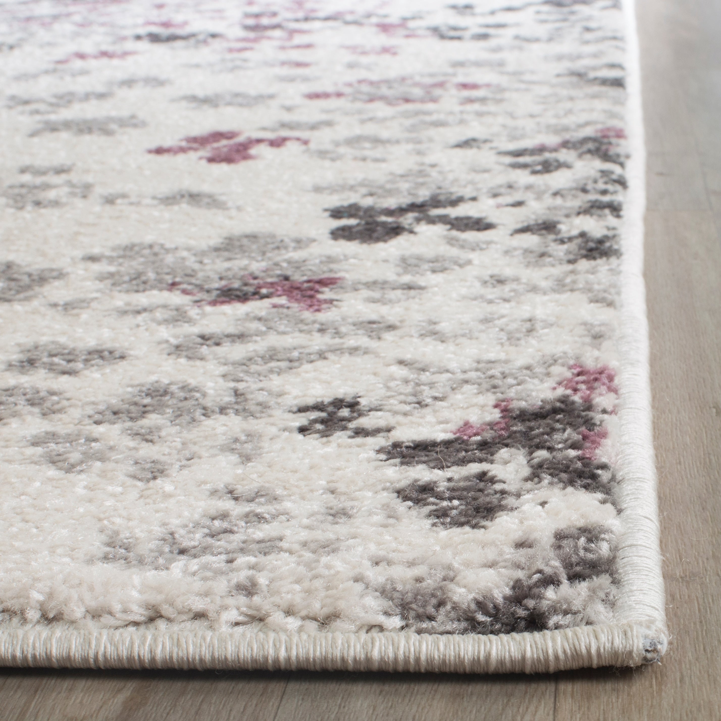 Tapis floral vintage SAFAVIEH Adirondack Venelina
