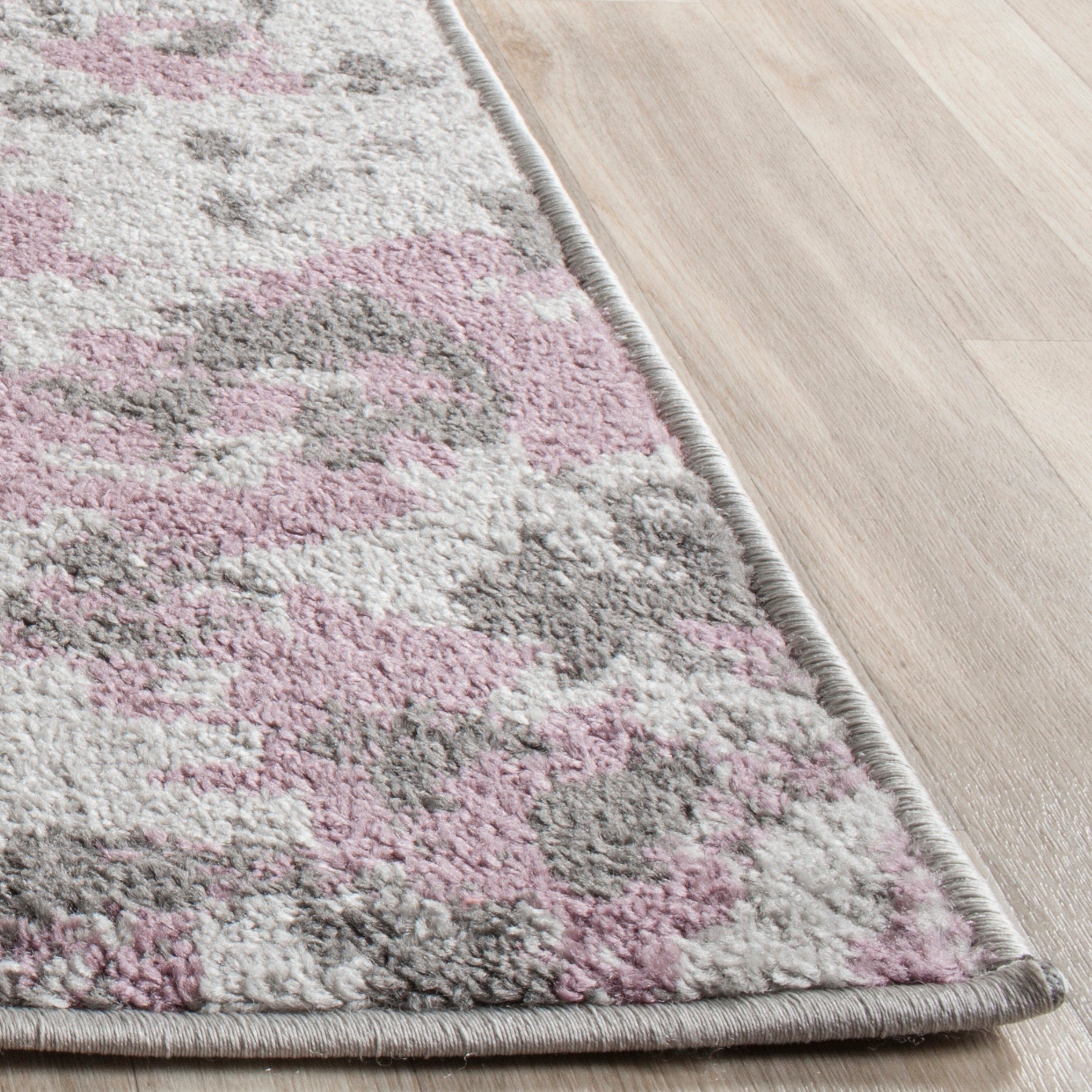 Tapis floral vintage SAFAVIEH Adirondack Venelina
