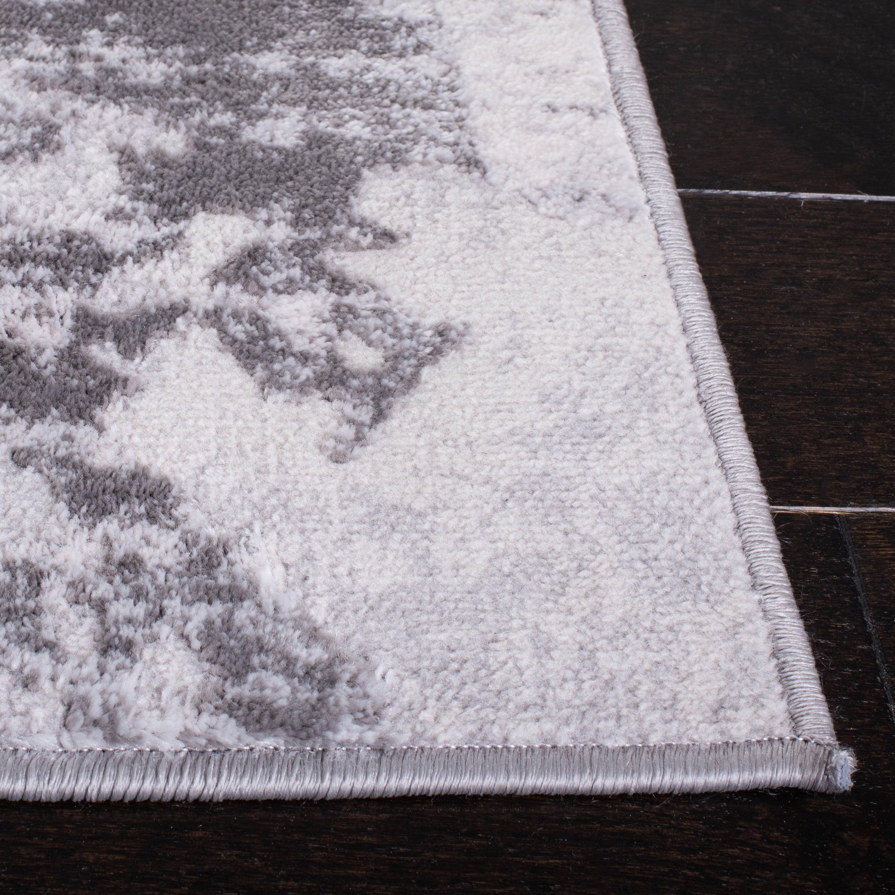 Tapis abstrait moderne vieilli SAFAVIEH Amelia Alli