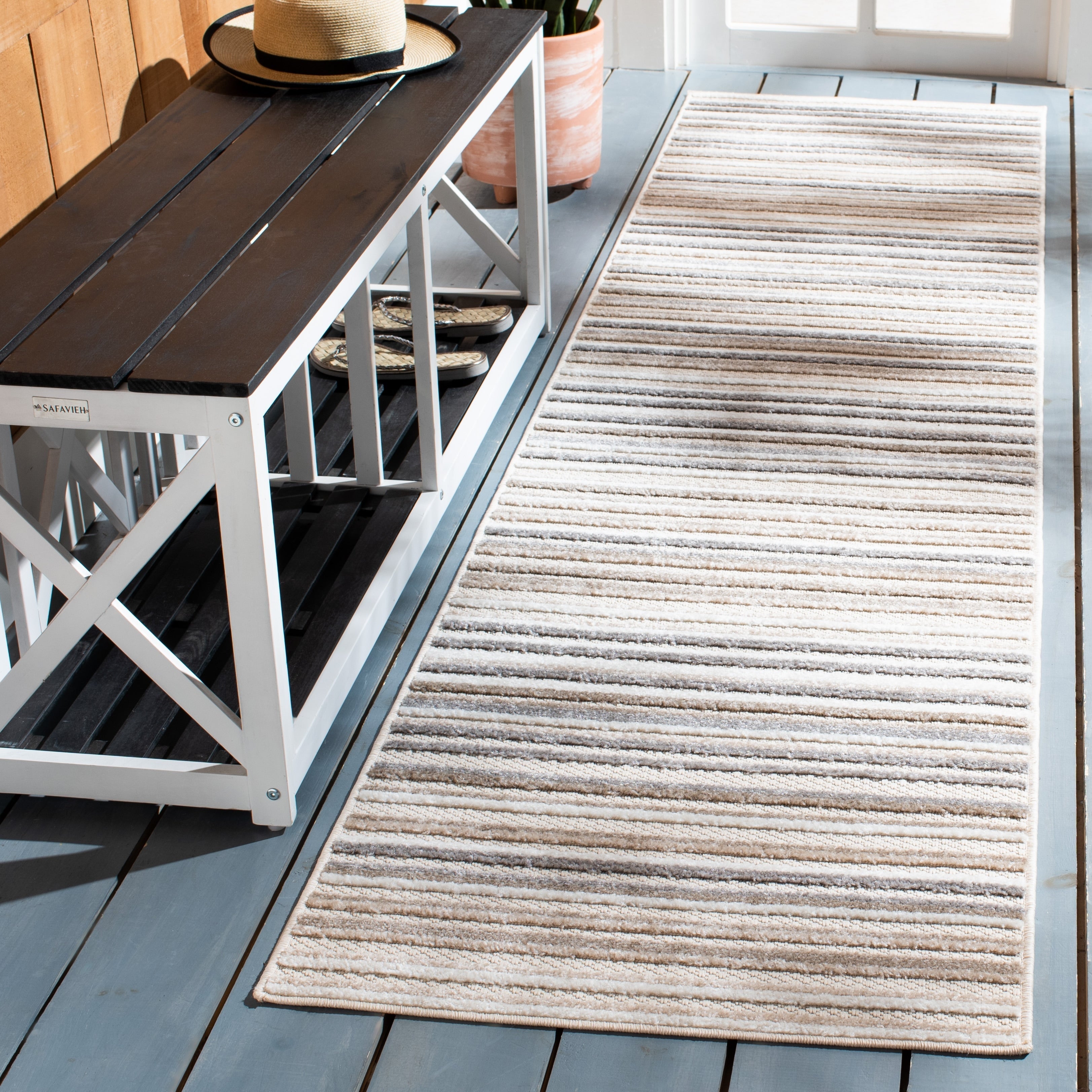 Tapis de patio imperméable à rayures pour intérieur/extérieur SAFAVIEH Cabana Gafia