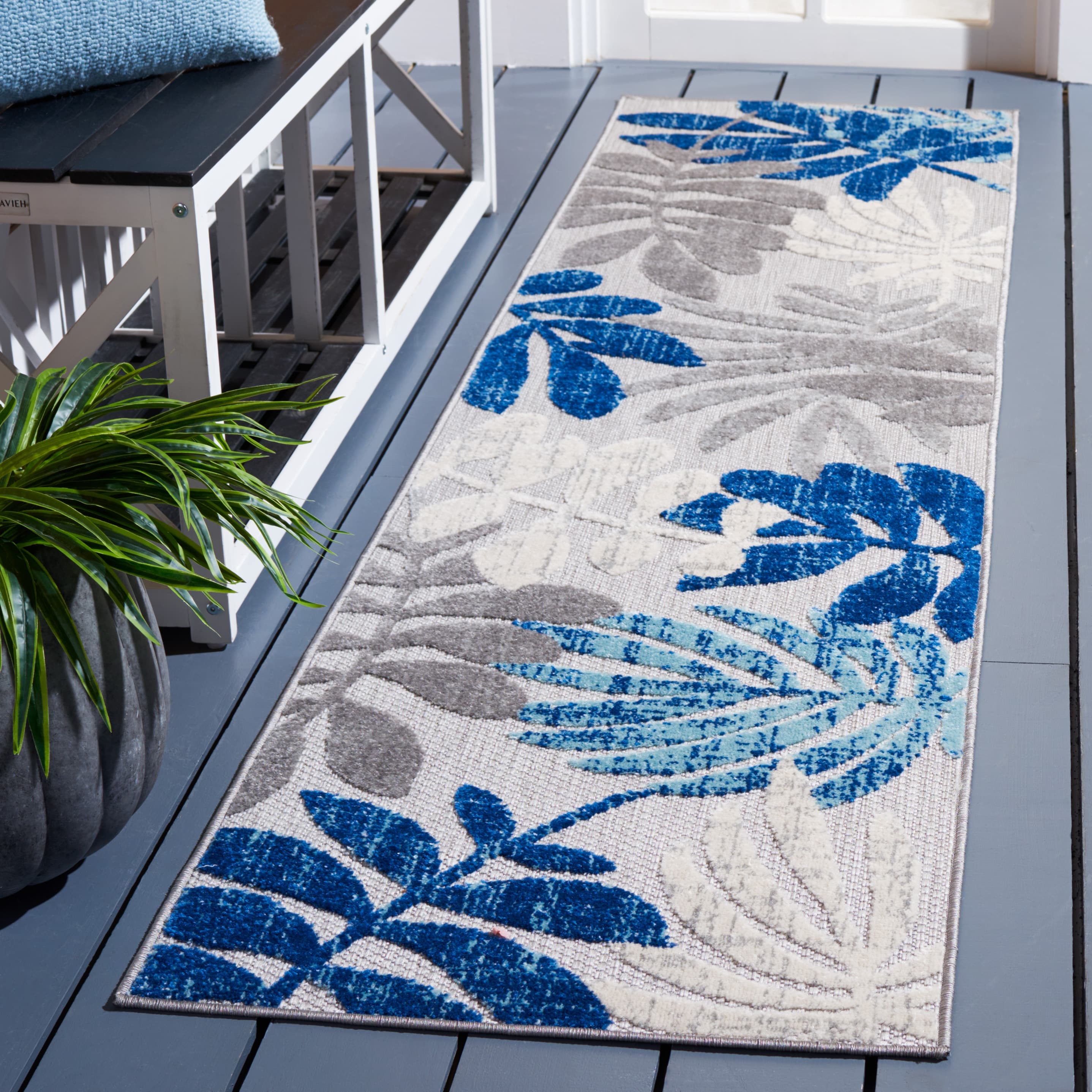 Tapis de patio imperméable à motif floral pour intérieur/extérieur SAFAVIEH Cabana Neera