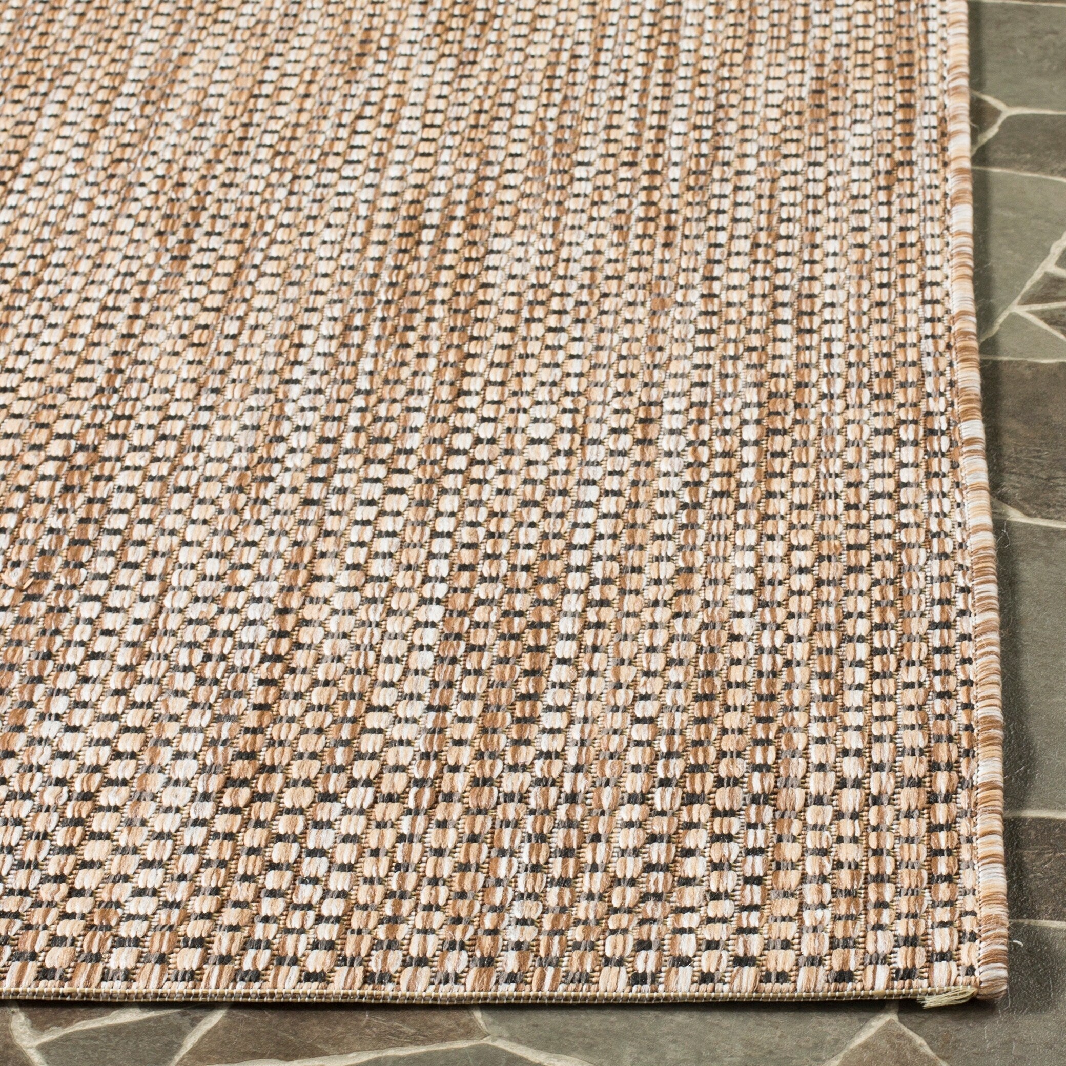 Tapis de jardin imperméable pour intérieur/extérieur SAFAVIEH Courtyard Begajeta.