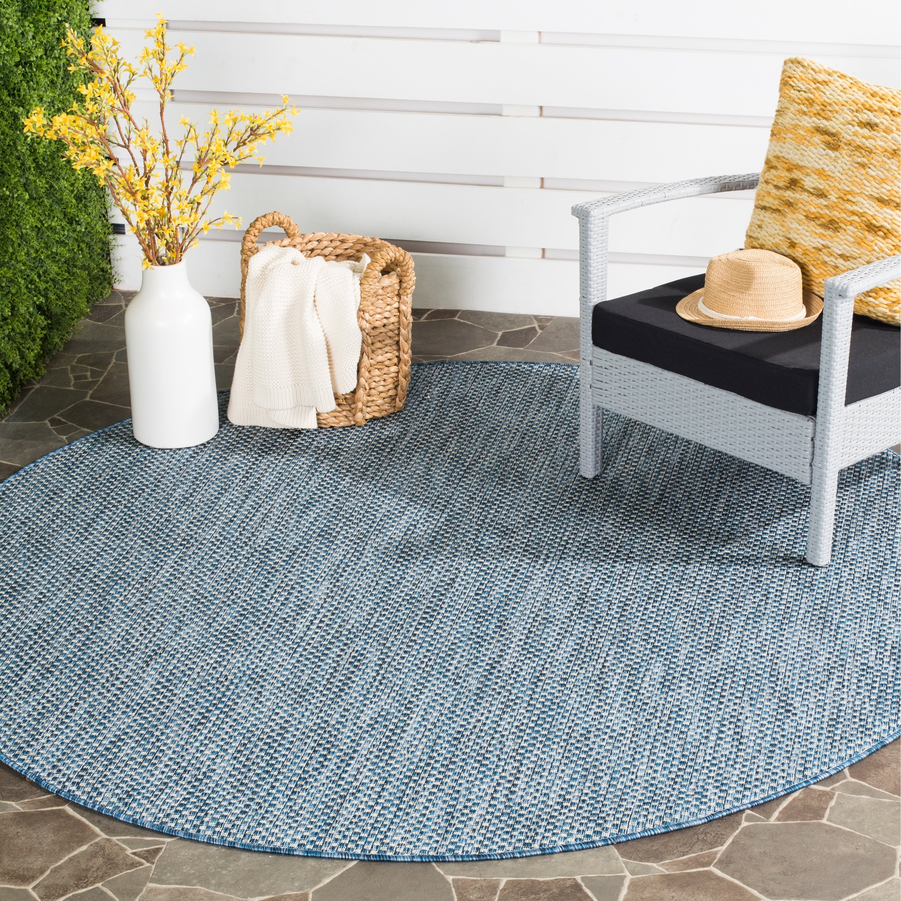 Tapis de jardin imperméable pour intérieur/extérieur SAFAVIEH Courtyard Begajeta.