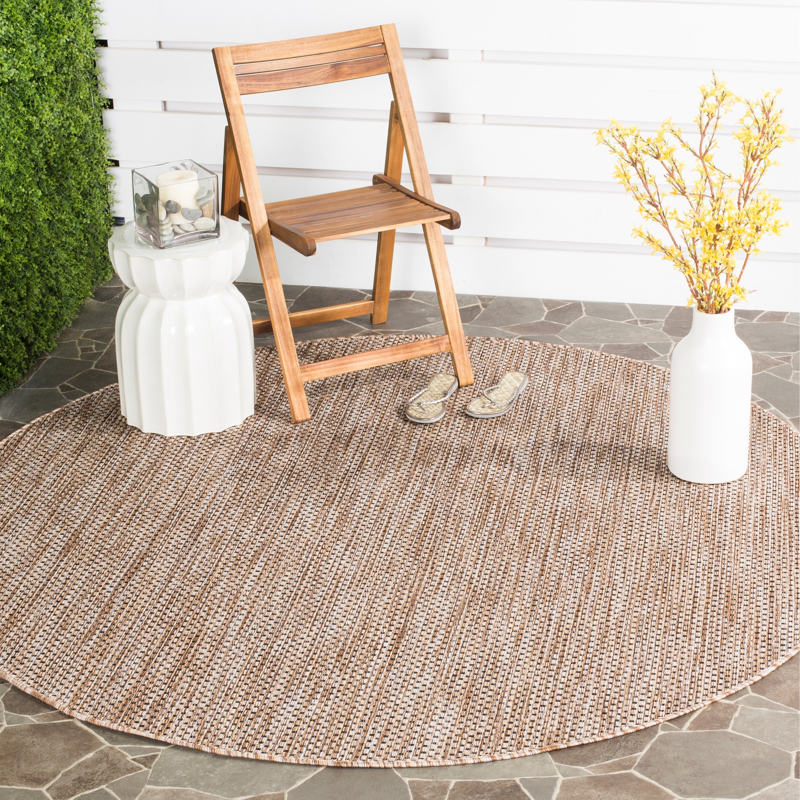 Tapis de jardin imperméable pour intérieur/extérieur SAFAVIEH Courtyard Begajeta.