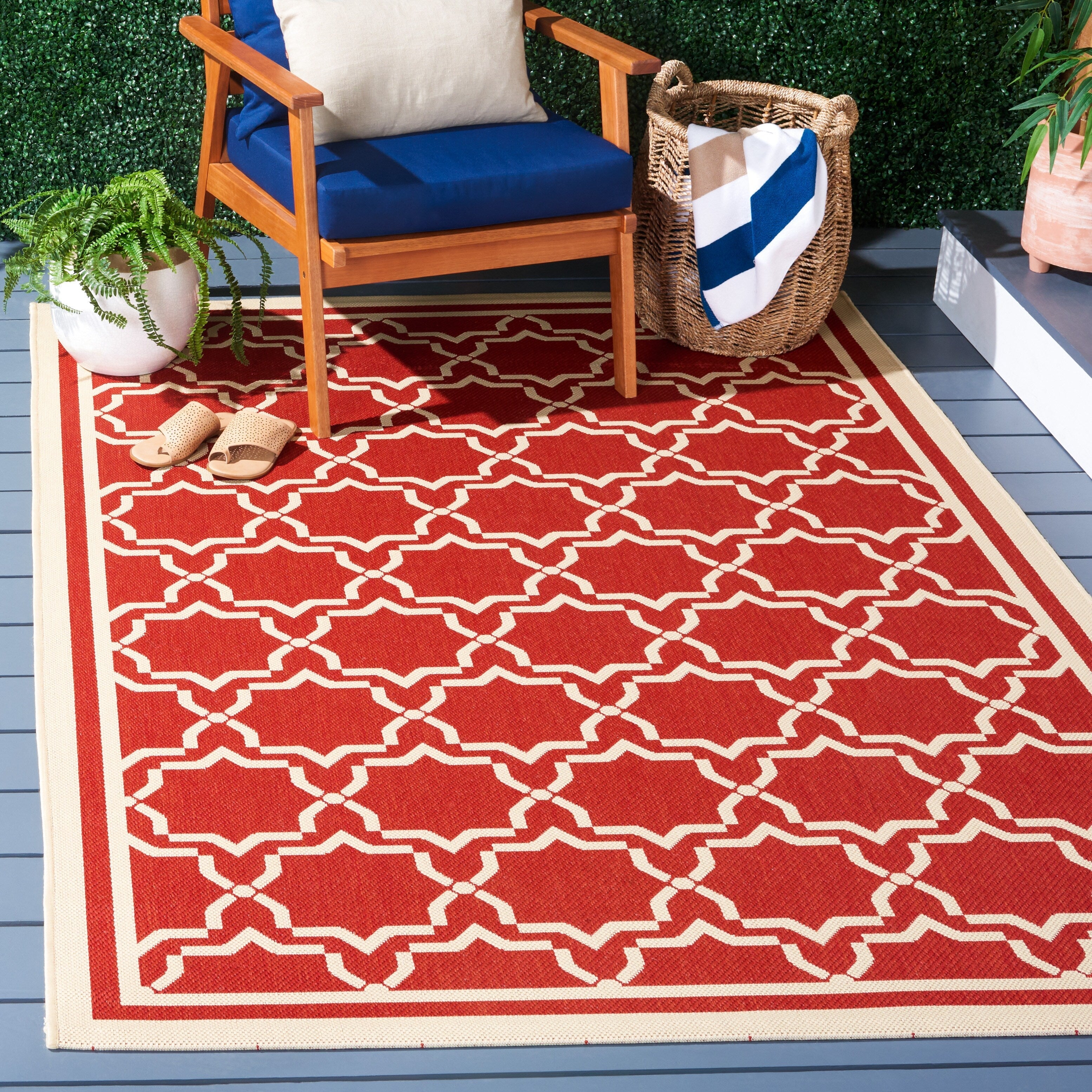 Tapis de jardin imperméable pour intérieur/extérieur SAFAVIEH Courtyard Gulsin