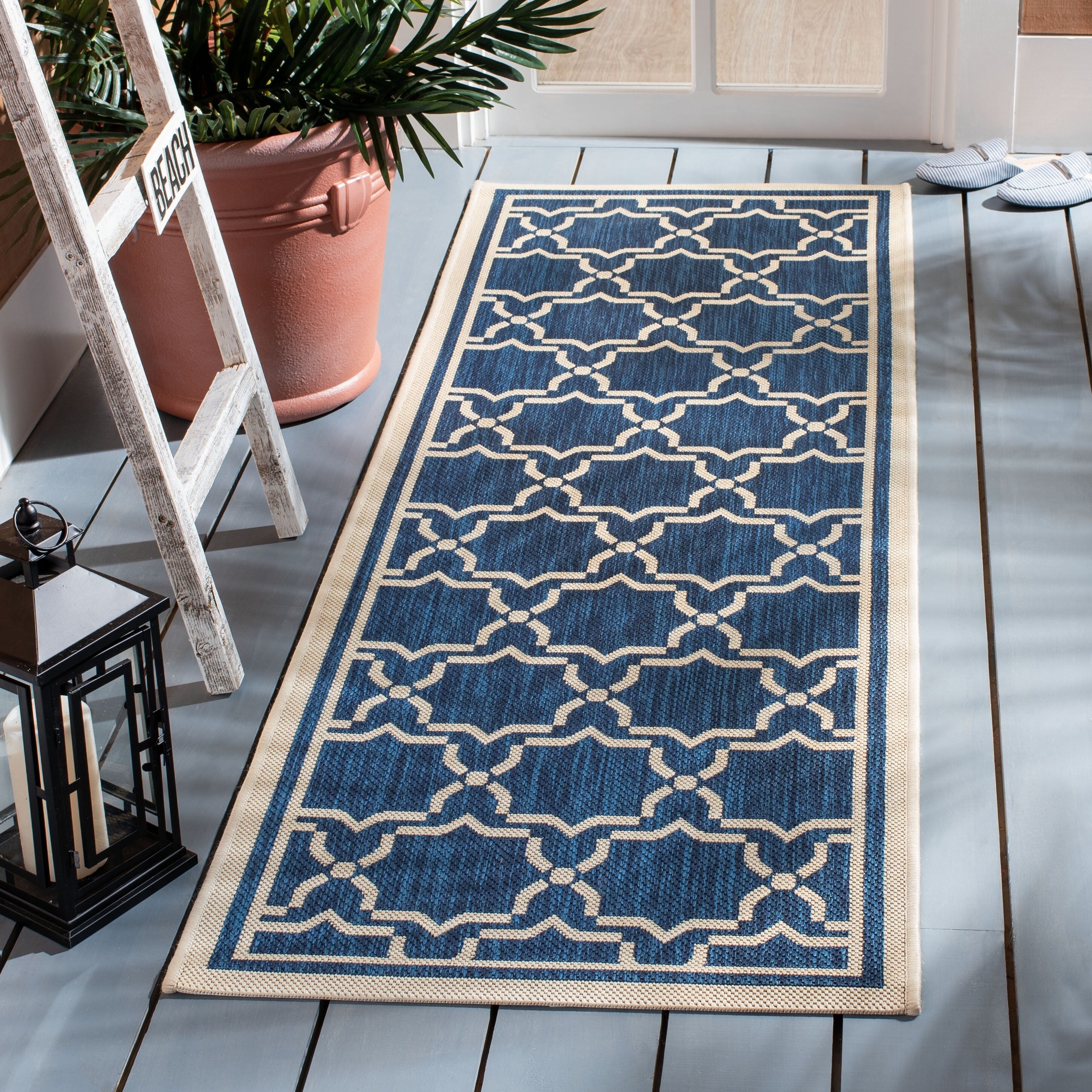 Tapis de jardin imperméable pour intérieur/extérieur SAFAVIEH Courtyard Gulsin