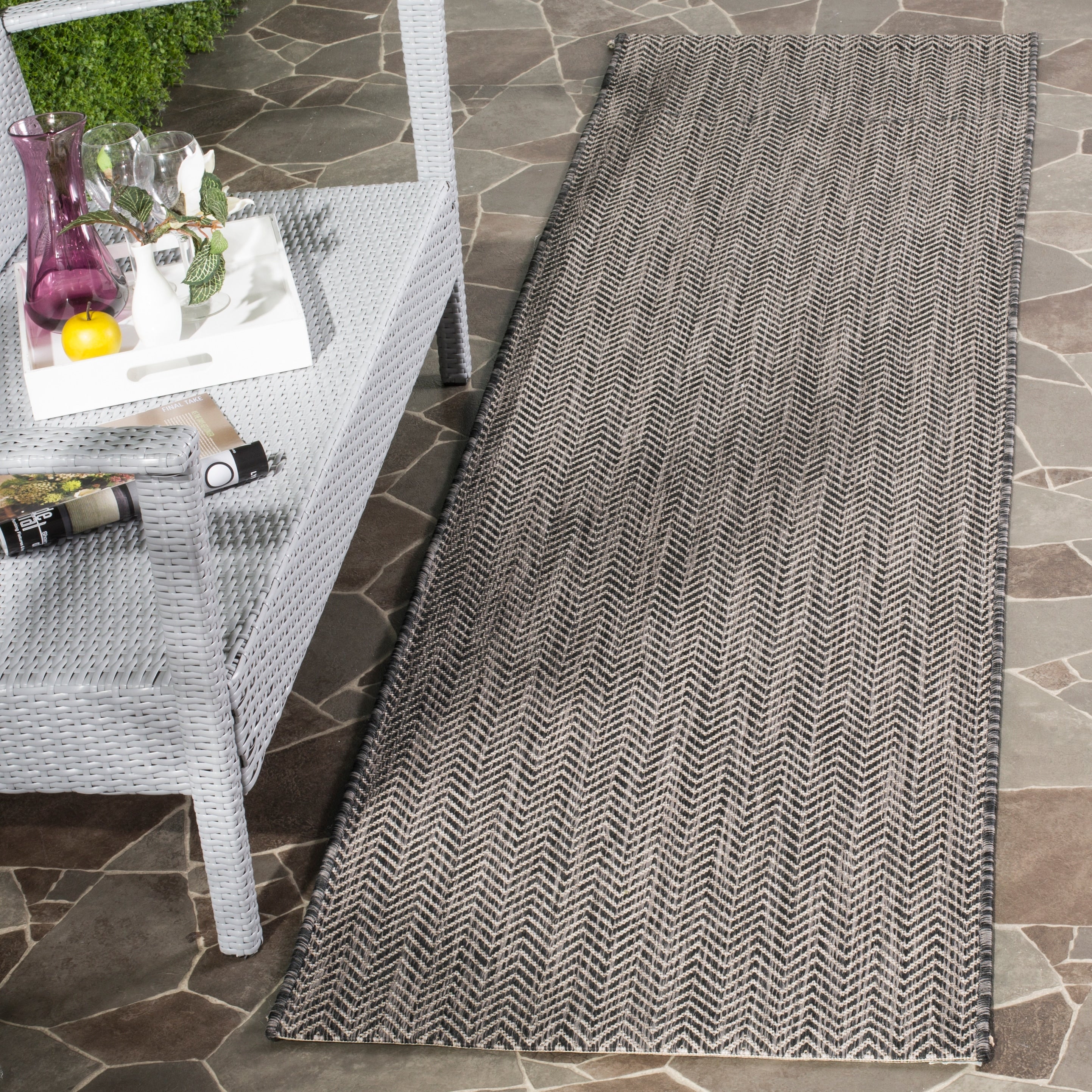 Tapis de jardin imperméable pour intérieur/extérieur SAFAVIEH Courtyard Ilmur