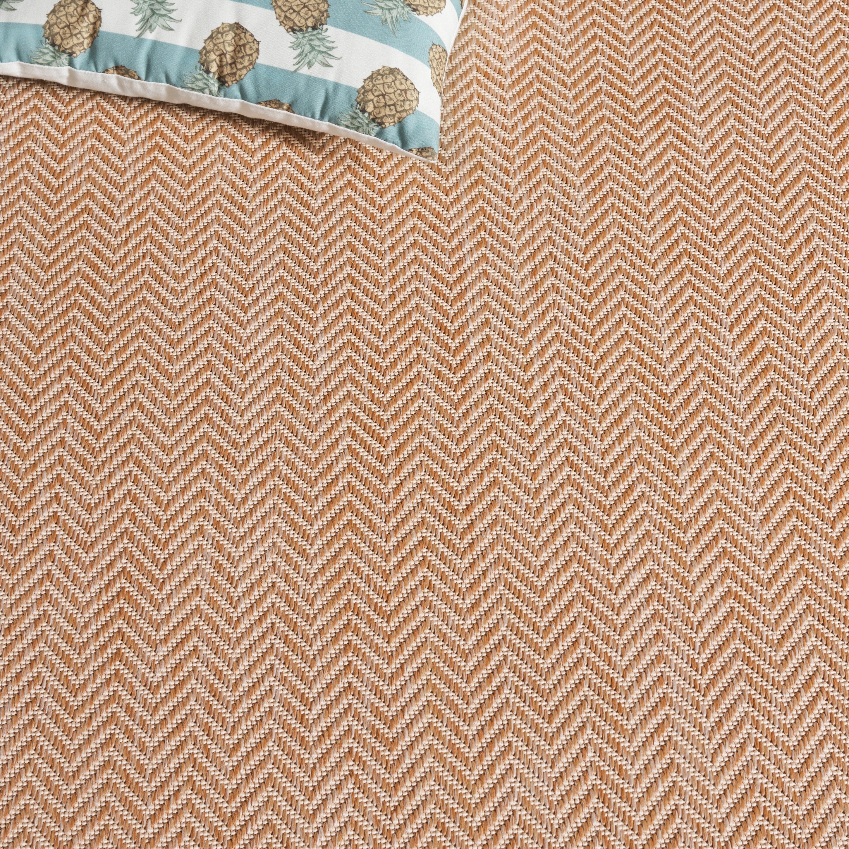 Tapis de jardin imperméable pour intérieur/extérieur SAFAVIEH Courtyard Ilmur