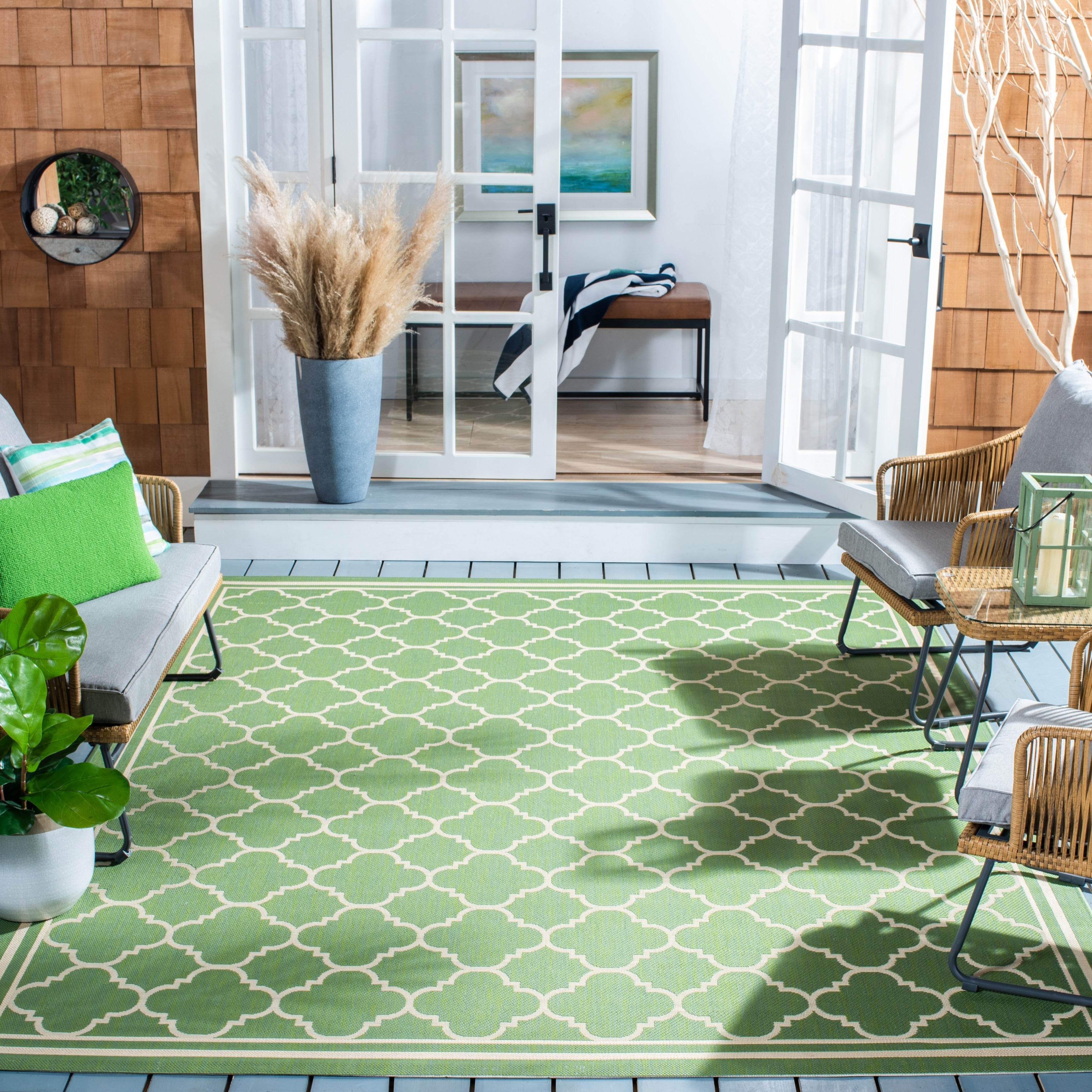 Tapis de jardin imperméable d'intérieur/extérieur SAFAVIEH Courtyard Kristelle