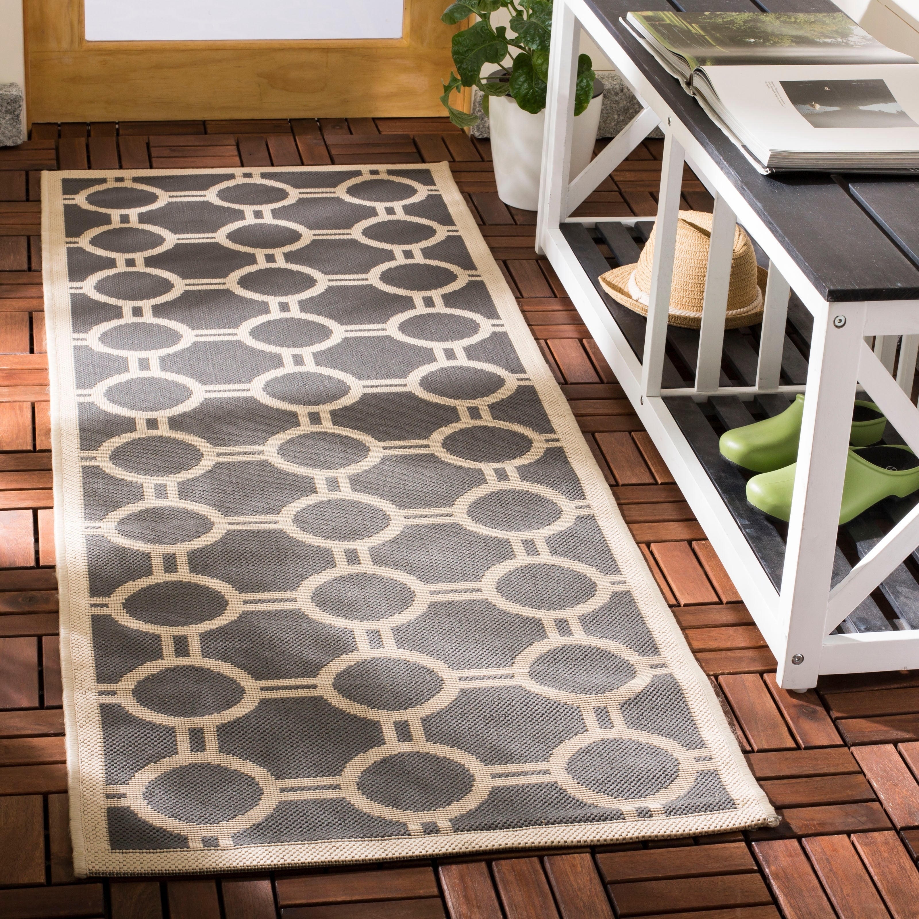 Tapis de jardin imperméable d'intérieur/extérieur SAFAVIEH Courtyard Nira
