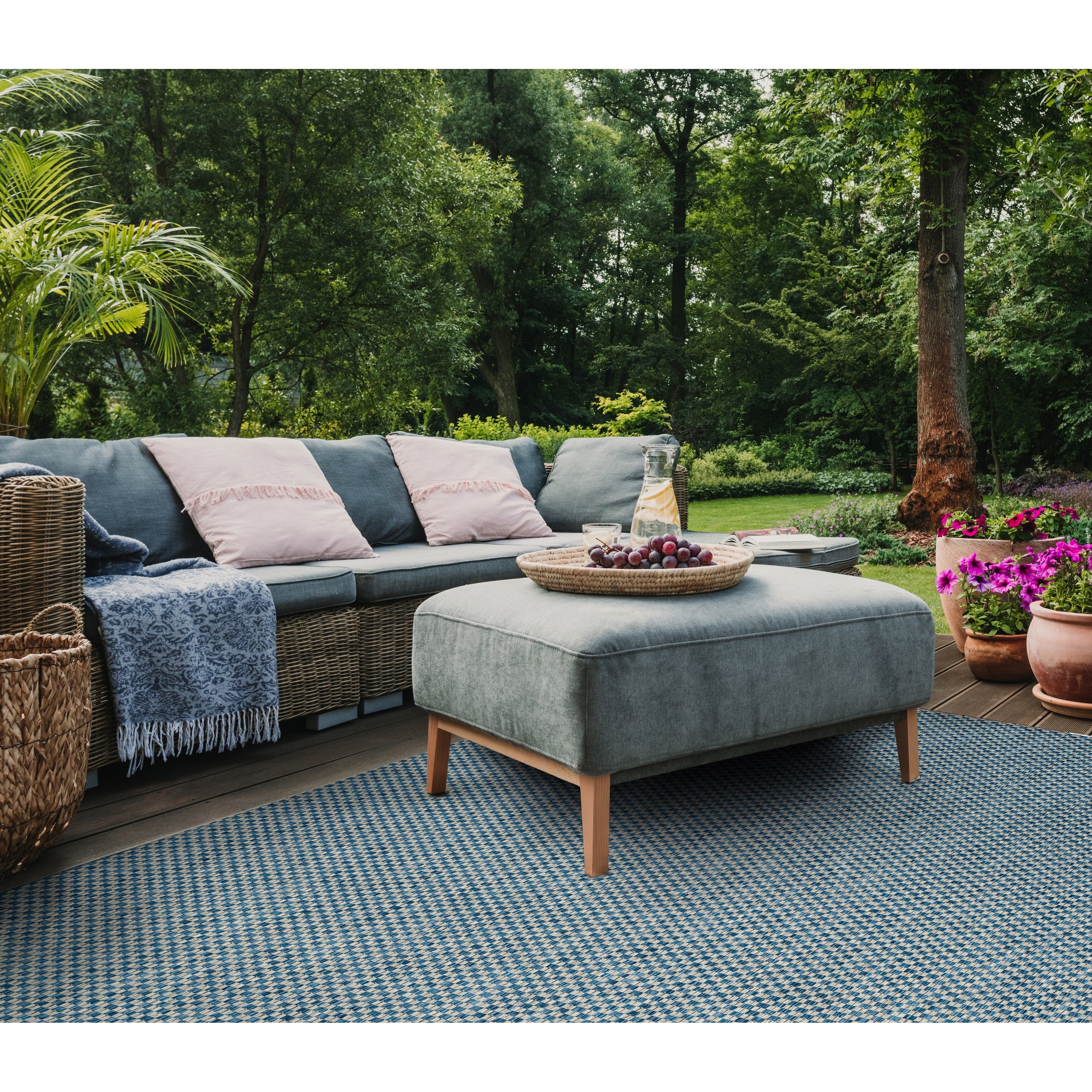 Tapis de jardin imperméable pour intérieur/extérieur SAFAVIEH Courtyard Ragini