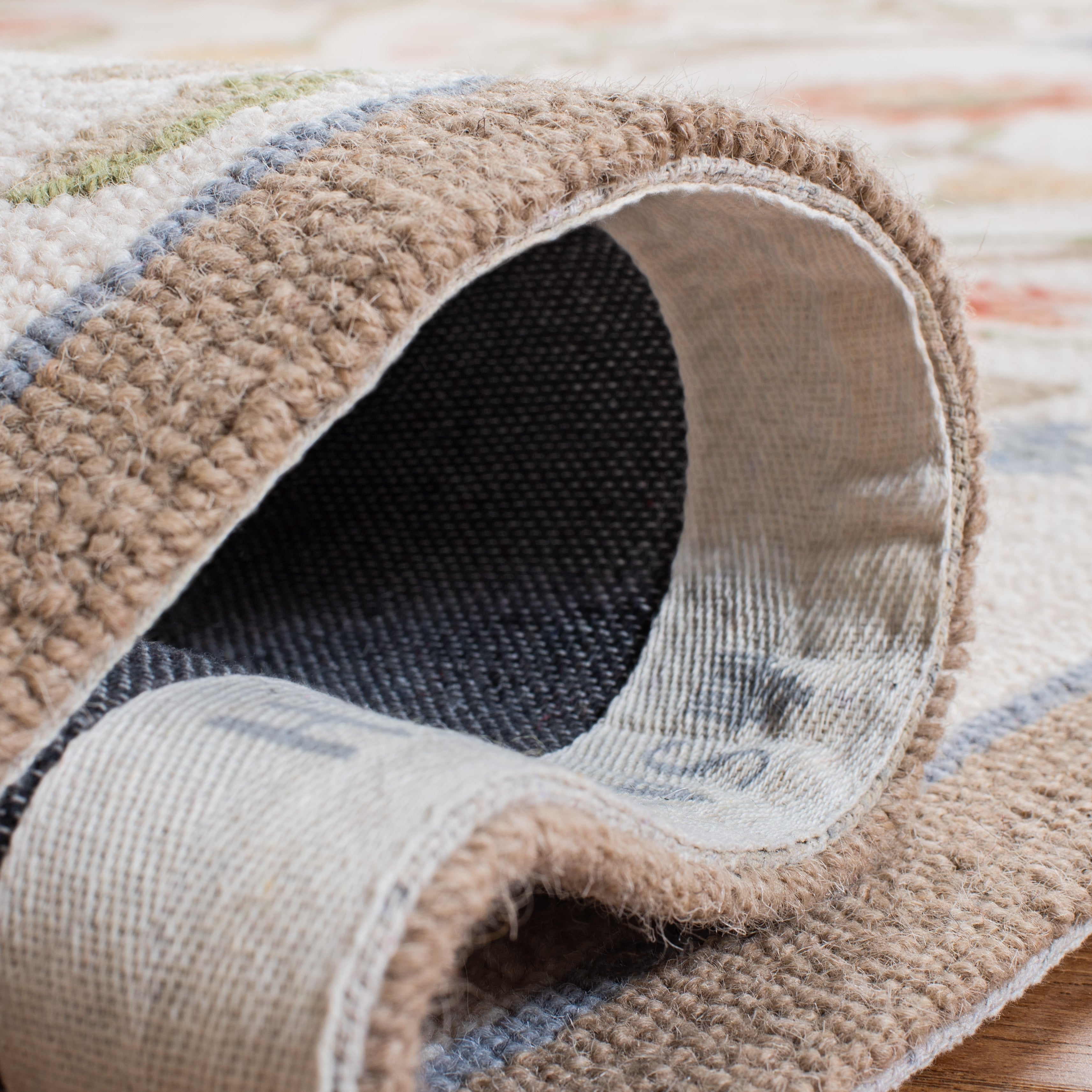 SAFAVIEH Fait Main Chelsea Jacomine French Country Floral Scroll Laine