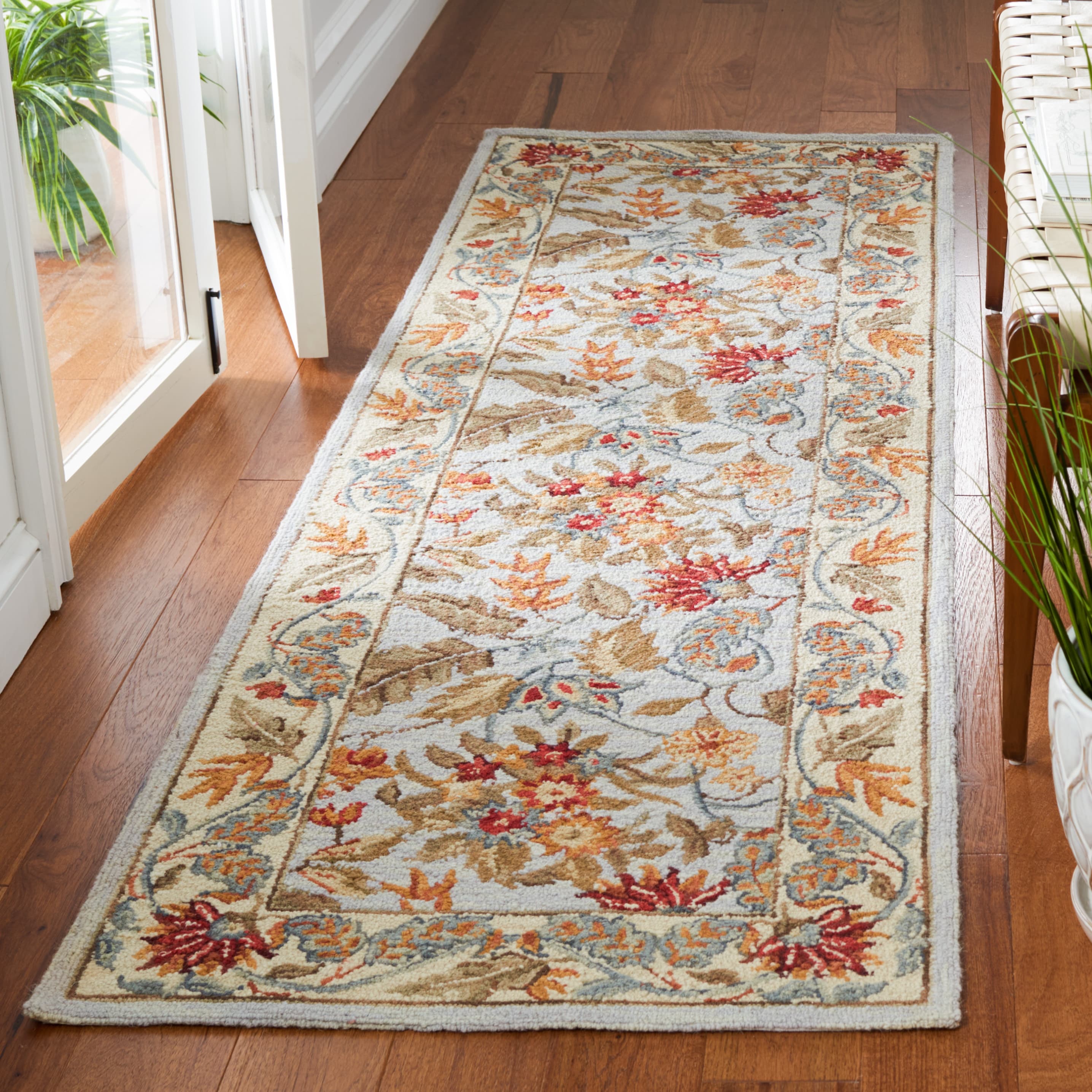 Tapis en laine floral fait main Chelsea Malda de style campagnard français SAFAVIEH