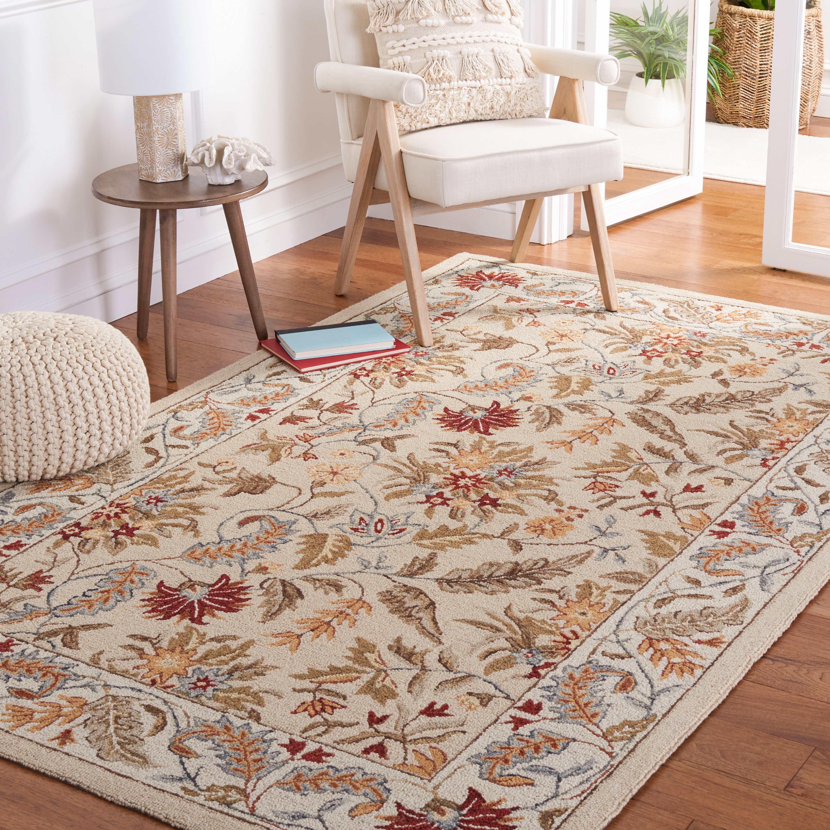 Tapis en laine floral fait main Chelsea Malda de style campagnard français SAFAVIEH