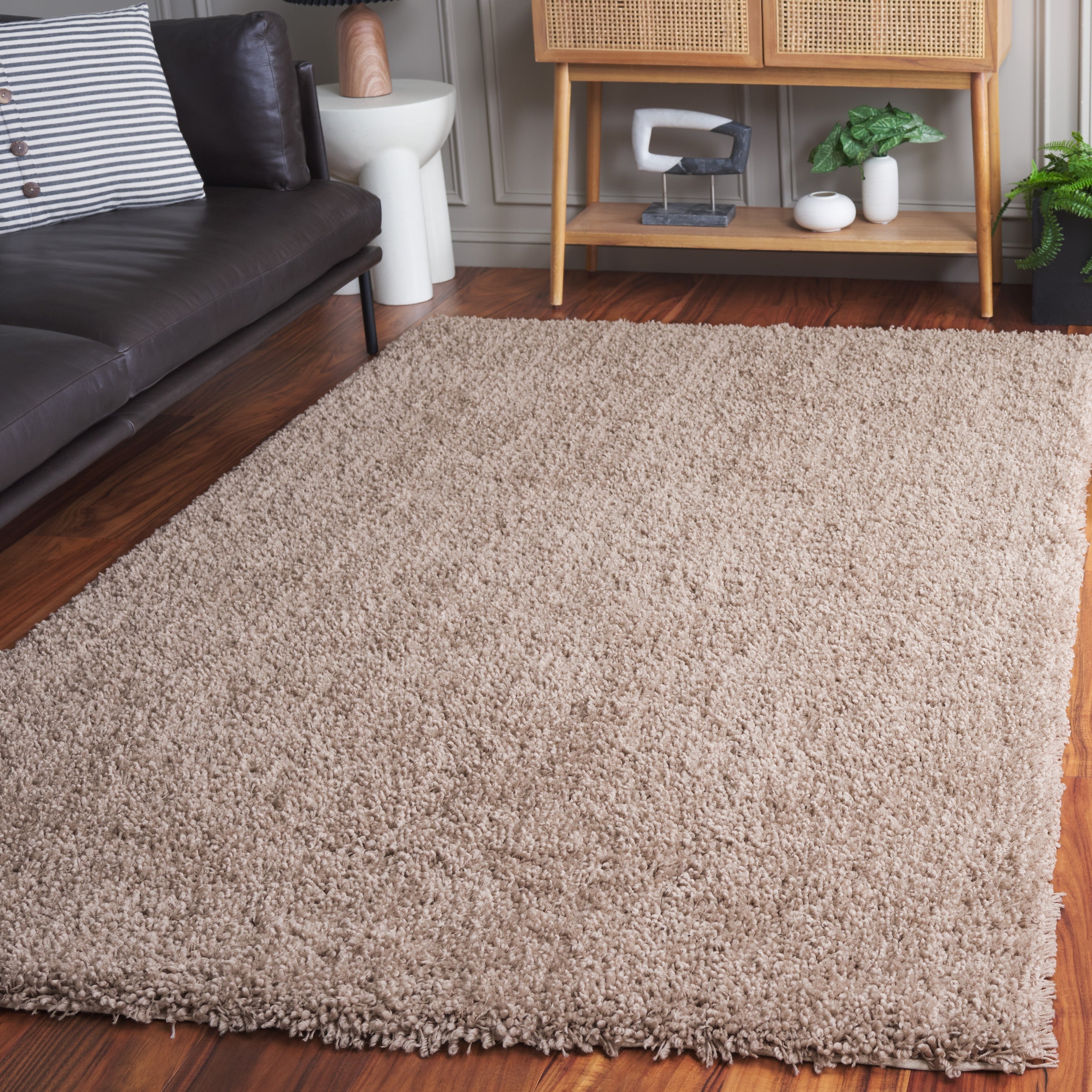 Tapis classique Laken Nakhshun fait main SAFAVIEH