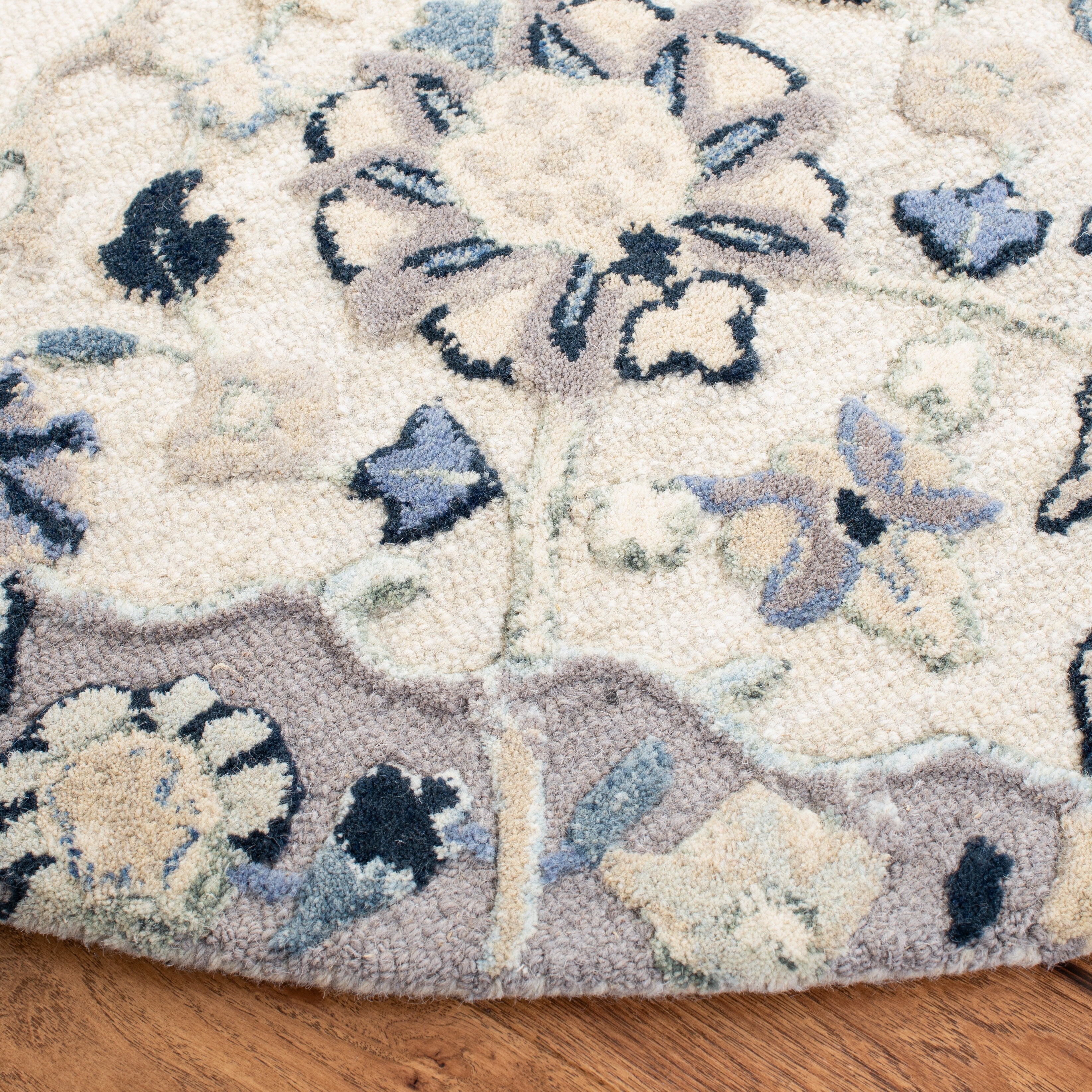 Tapis en laine imprimé floral glamour fait main SAFAVIEH