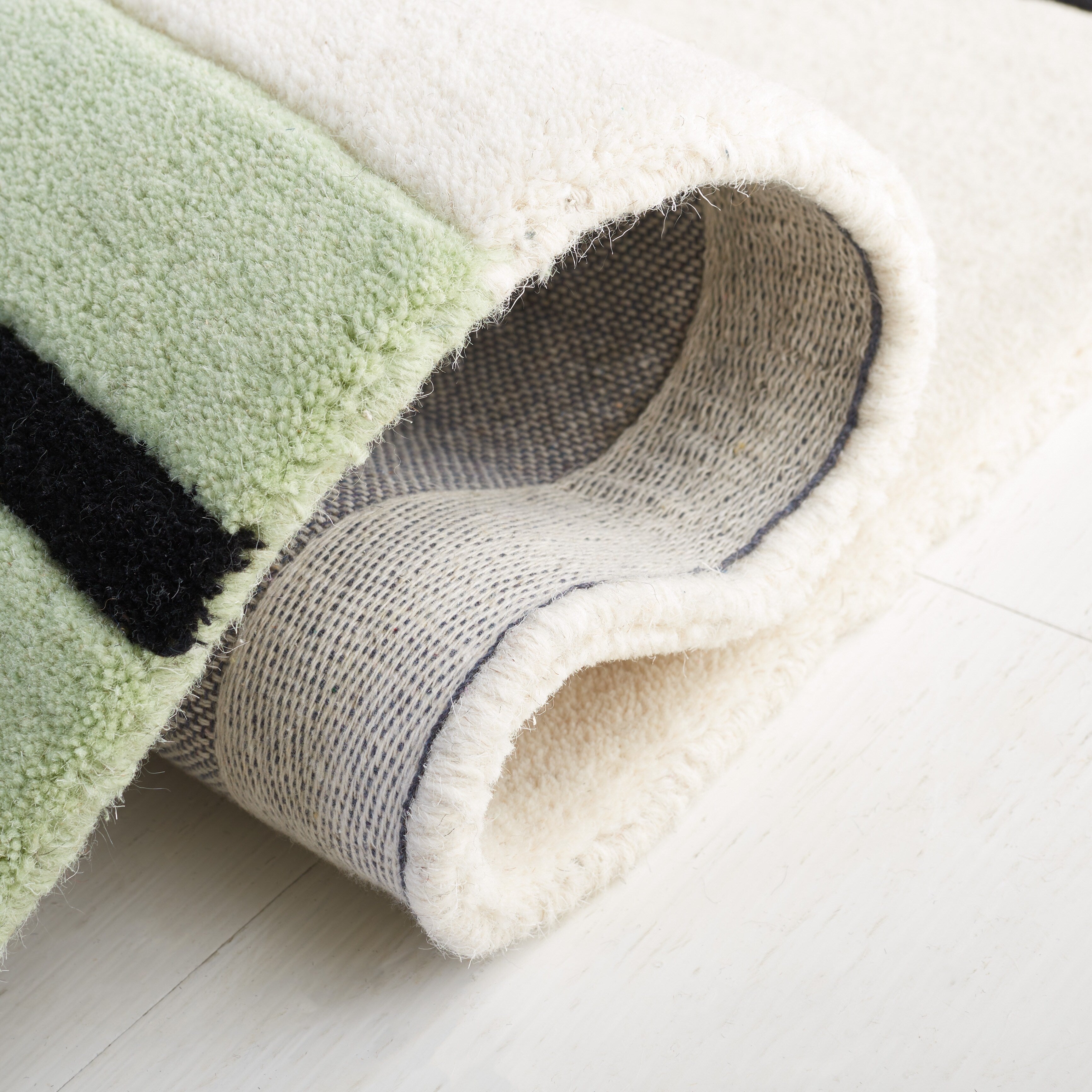 SAFAVIEH Fait main Rodeo Drive Willow Mid-Century Modern Abstract Wool