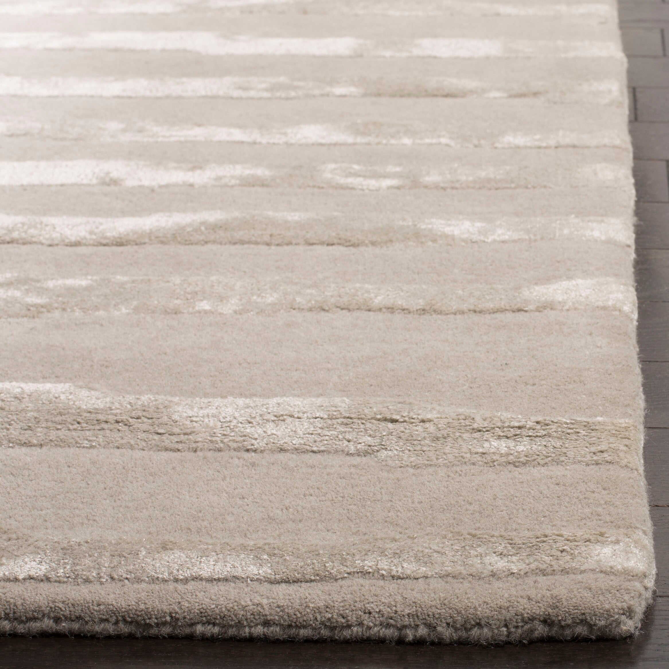 Tapis en laine NZ Soho Kikue Stripes fait main SAFAVIEH