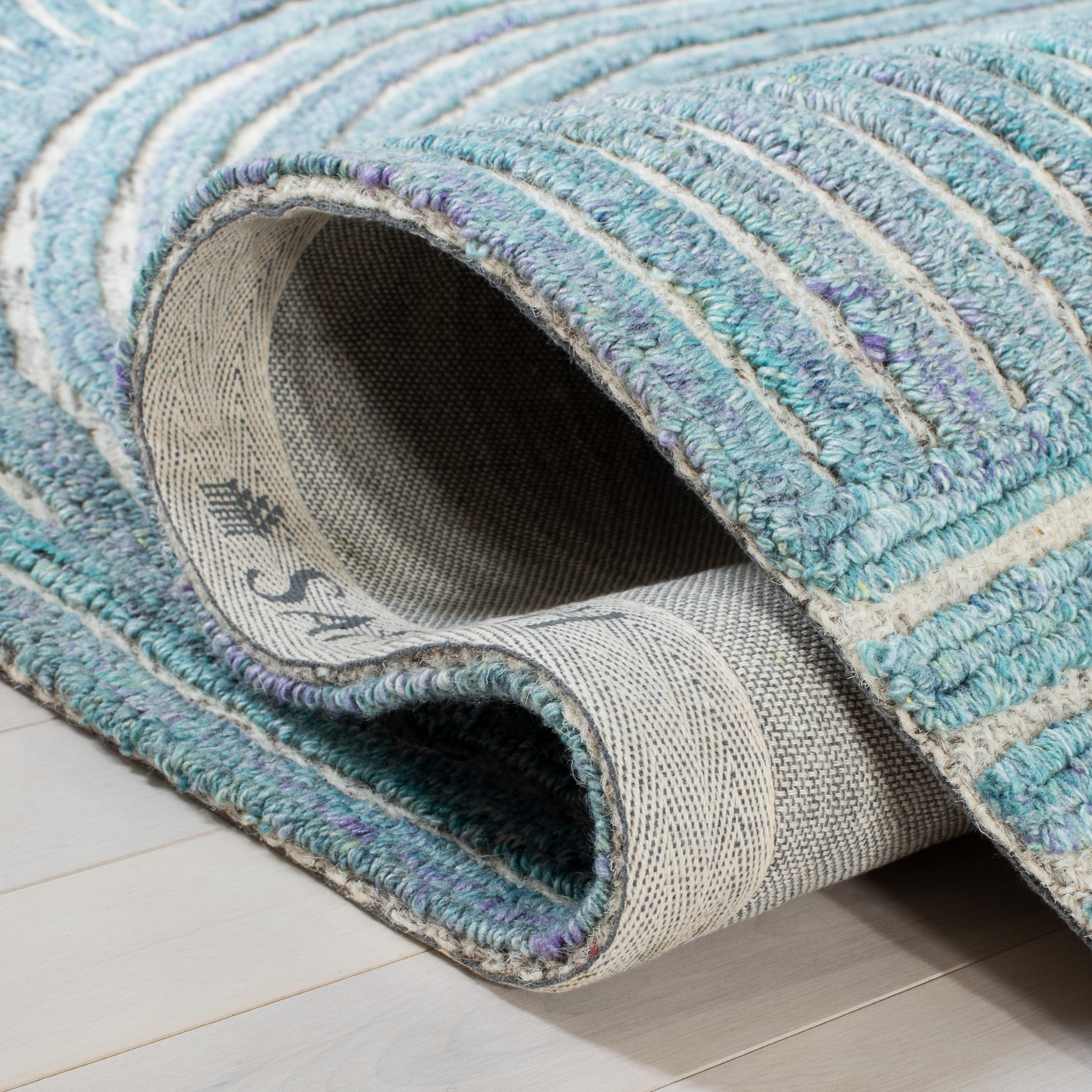 Tapis abstrait en laine fait main SAFAVIEH Southampton Asha