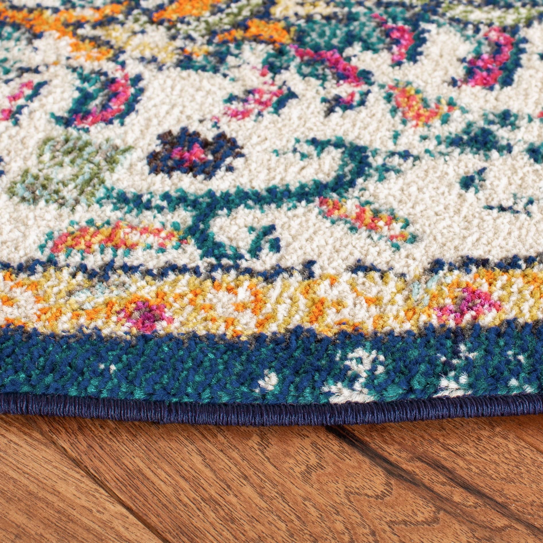 Tapis vieilli SAFAVIEH Madison Libusa Boho Medallion