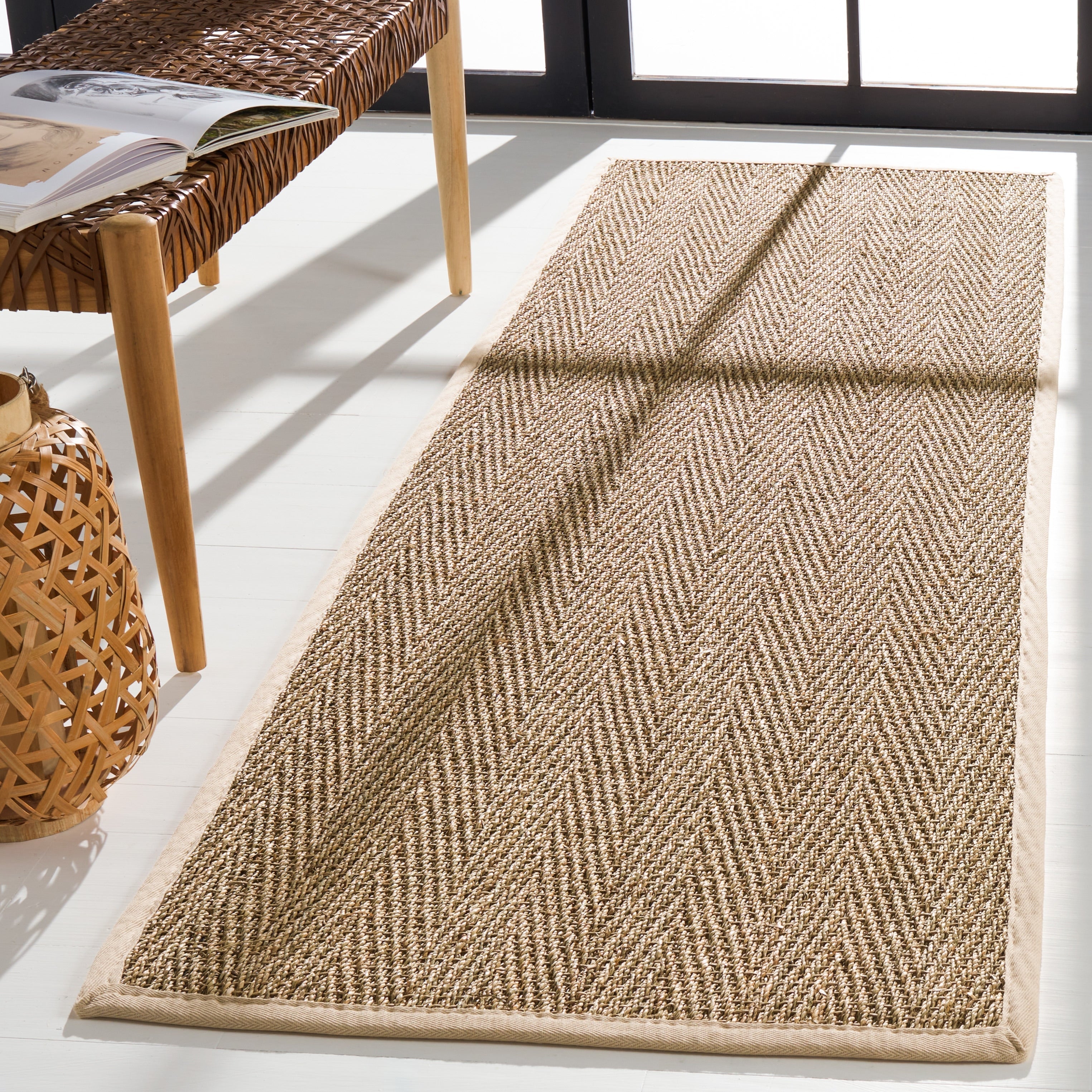 Tapis en jonc de mer à chevrons et à motif Trilby en fibres naturelles SAFAVIEH