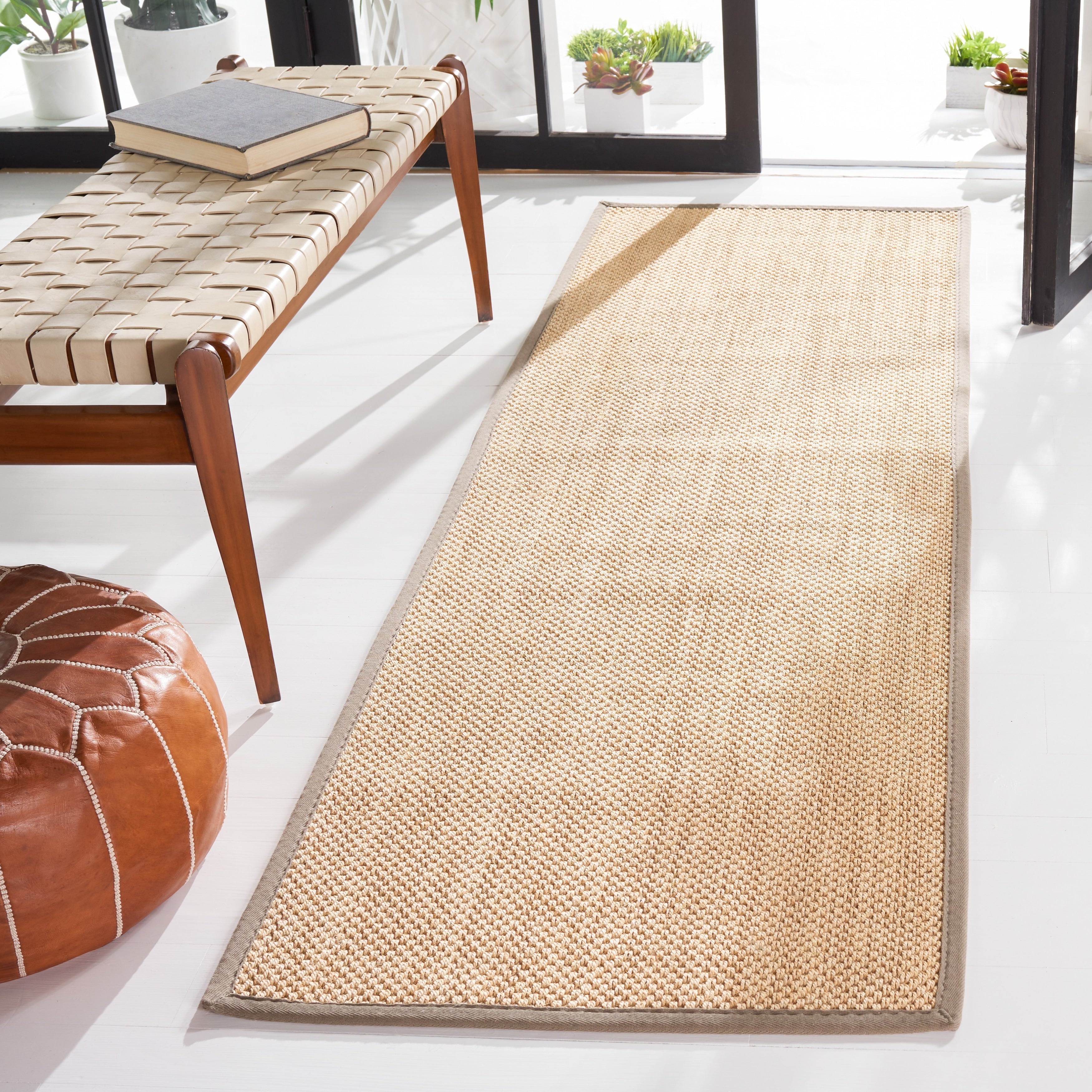 Tapis en sisal à bordure décontractée Venus en fibre naturelle SAFAVIEH