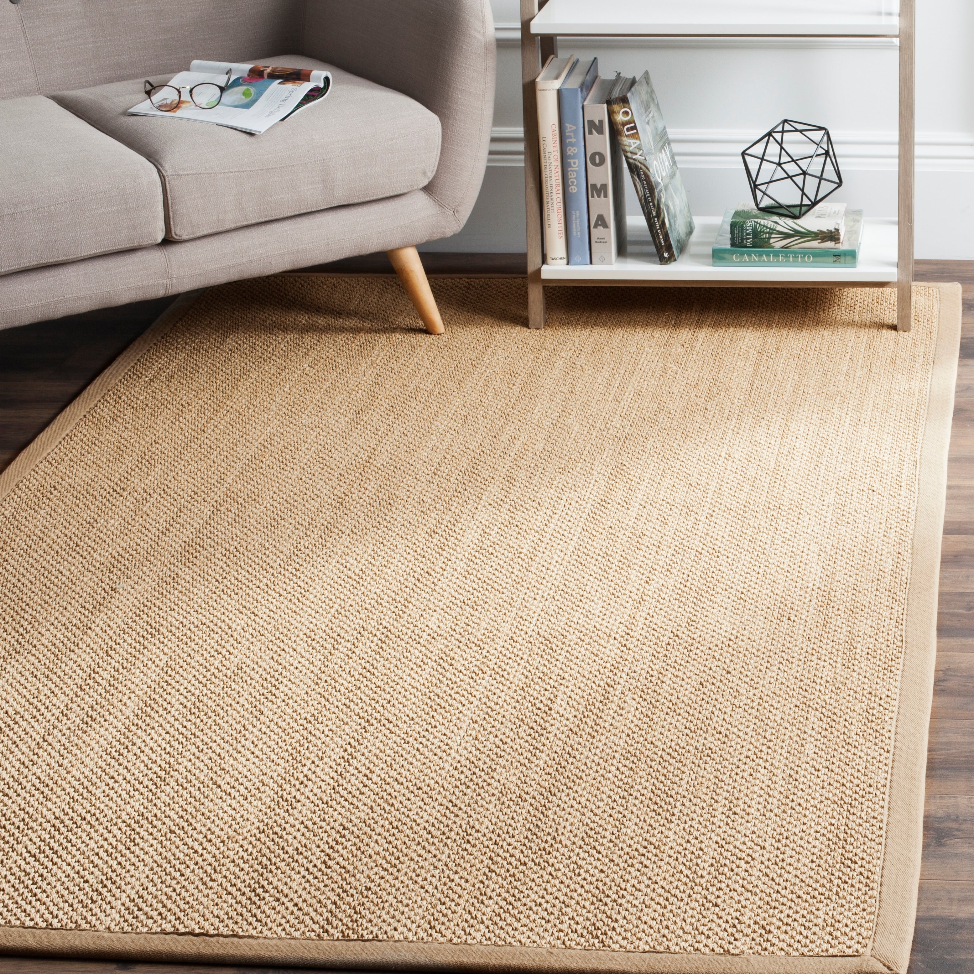 Tapis en sisal à bordure décontractée Venus en fibre naturelle SAFAVIEH