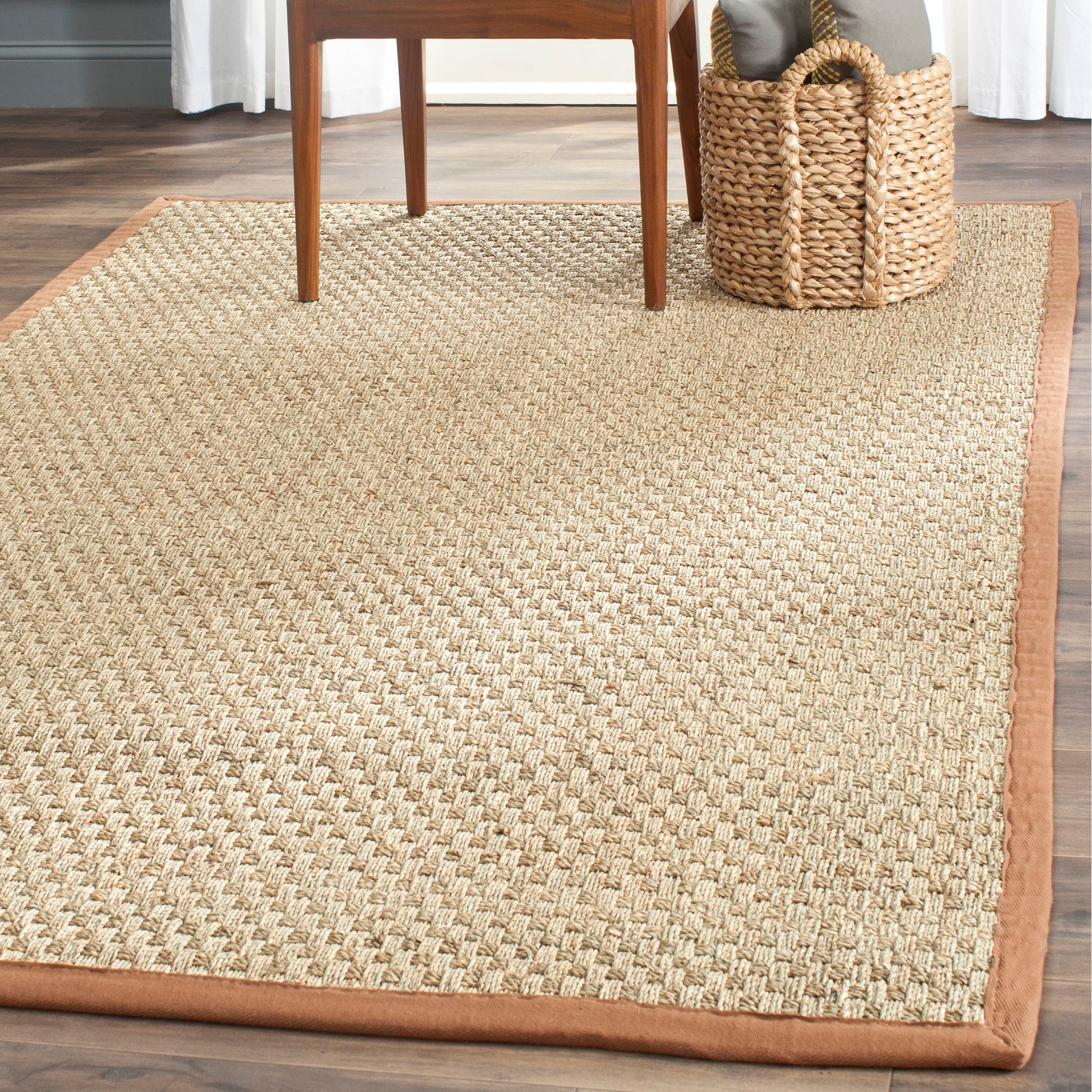 Tapis en jonc de mer tissé en fibre naturelle Zymryd SAFAVIEH