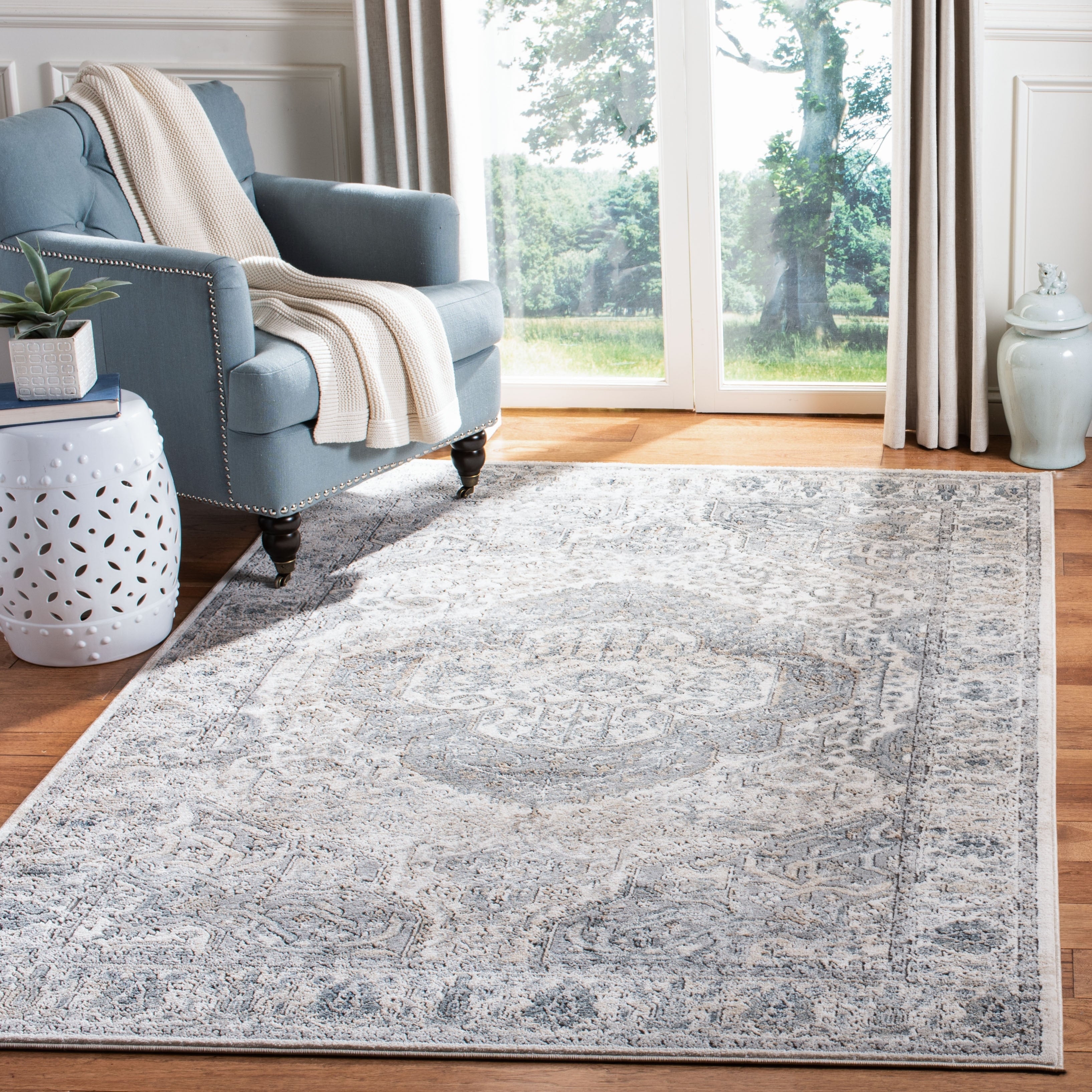 Tapis oriental traditionnel SAFAVIEH Oregon Emmy