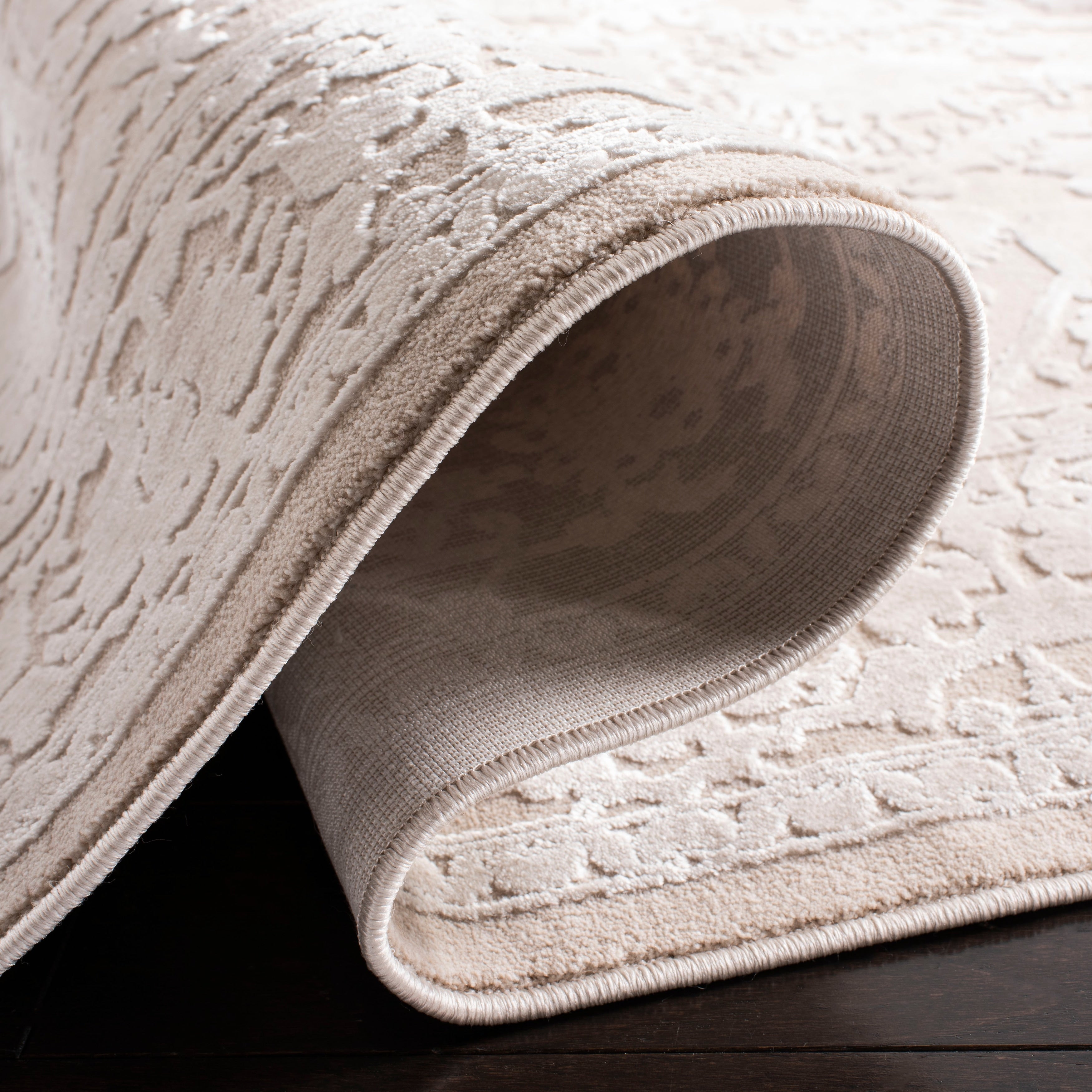 SAFAVIEH Tapis oriental moderne Reflection Eulalie