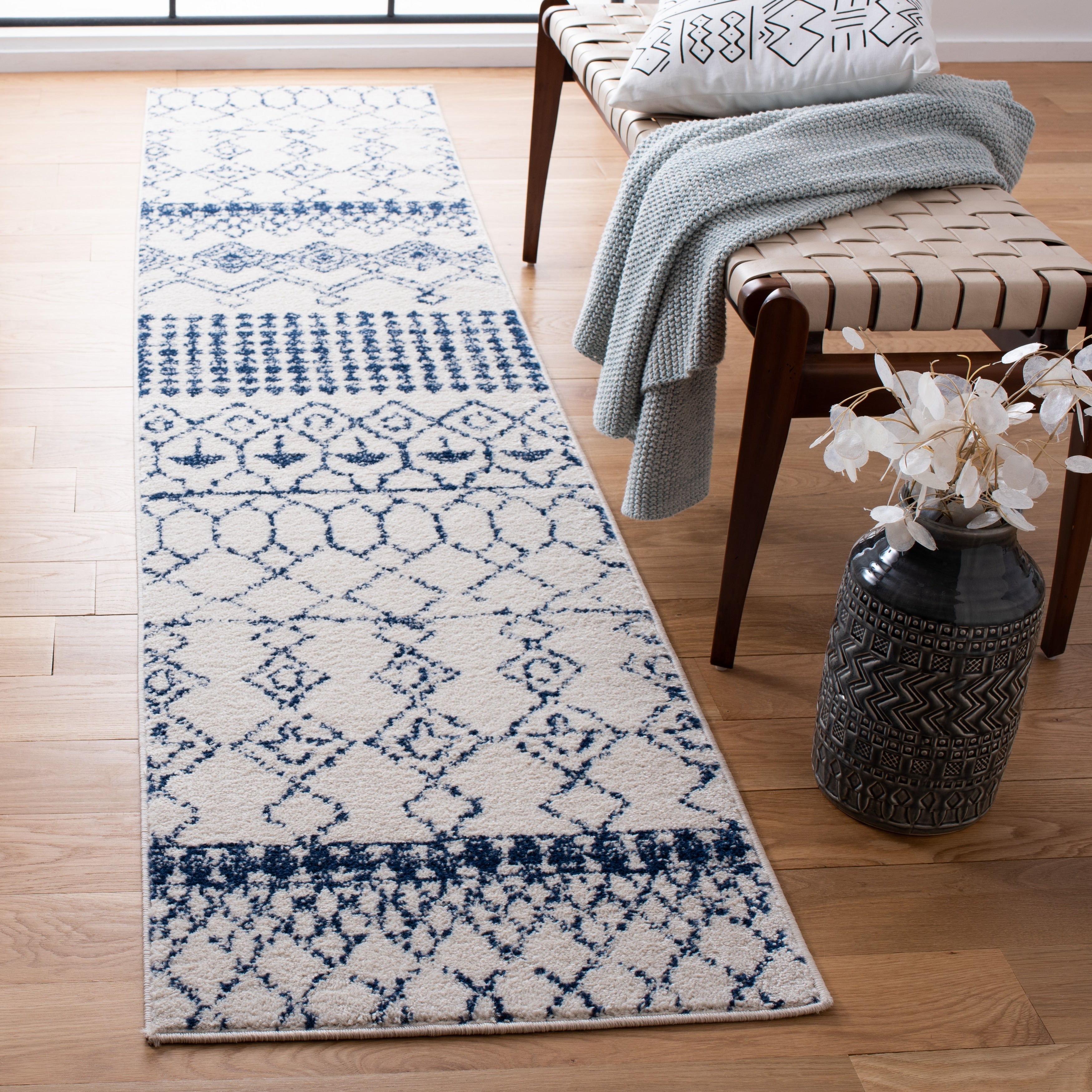Tapis tribal bohème marocain rustique SAFAVIEH Tulum Ethelyn