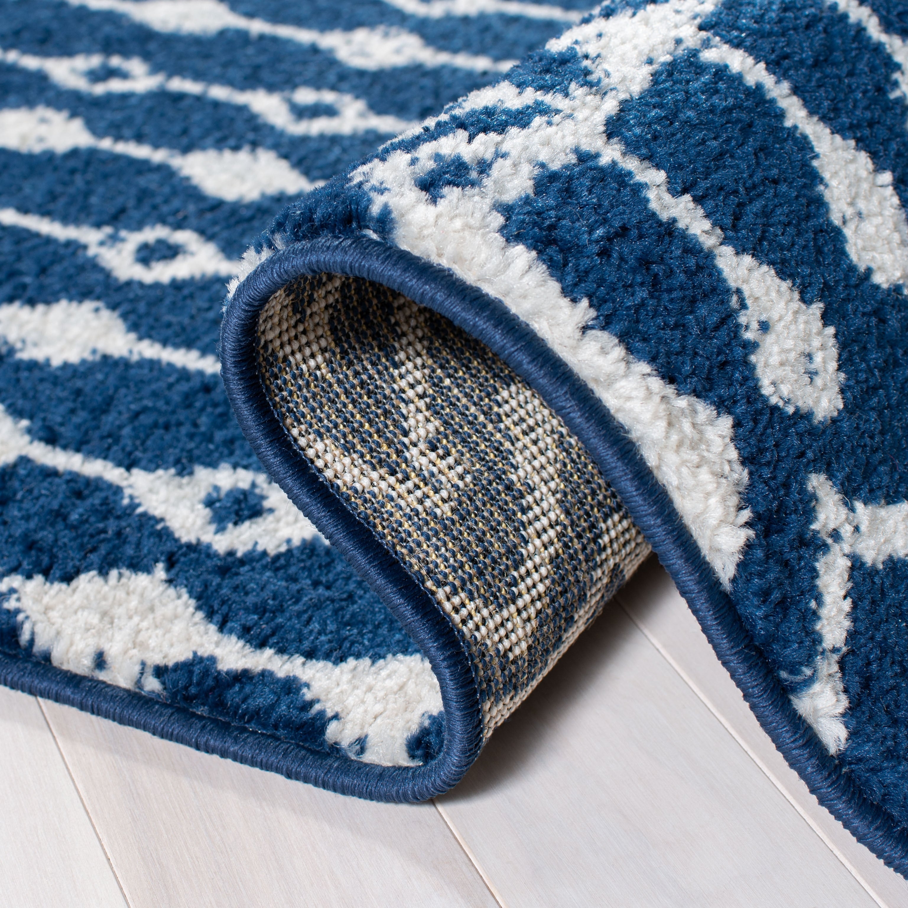 Tapis tribal bohème marocain SAFAVIEH Tulum Metta