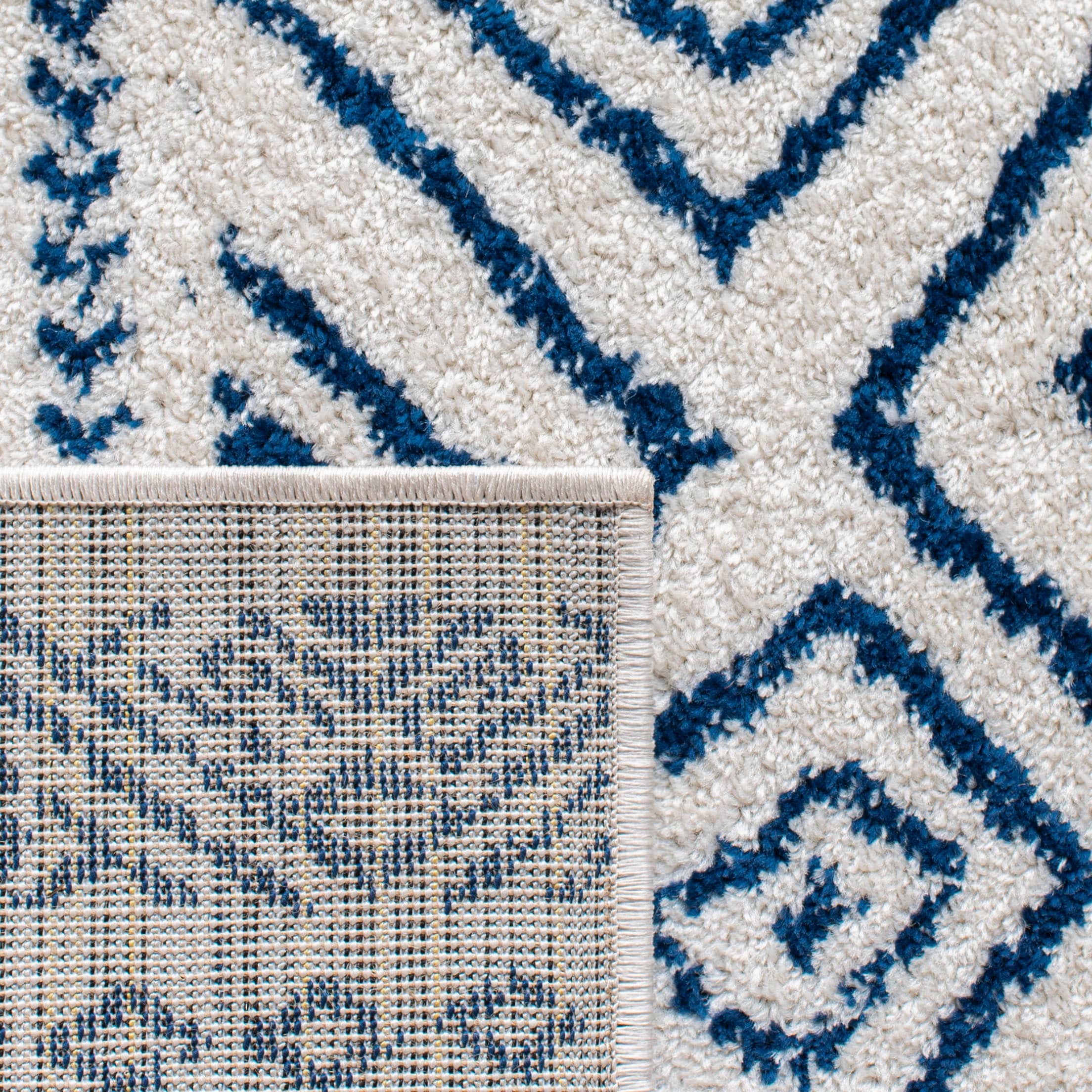 Tapis marocain bohème vieilli SAFAVIEH Tulum Vassilia