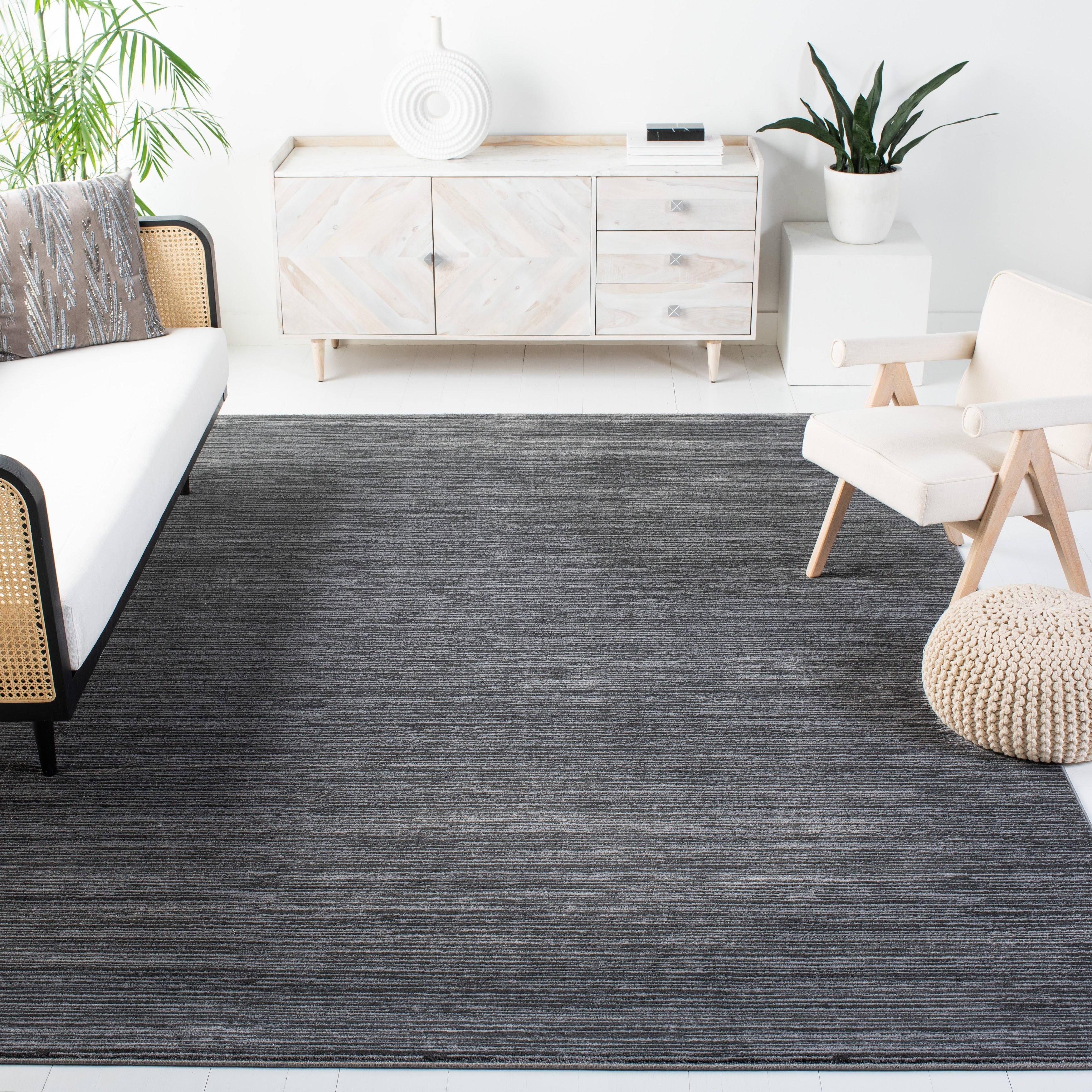 Tapis moderne SAFAVIEH Vision Sunanda aux tons ombrés.