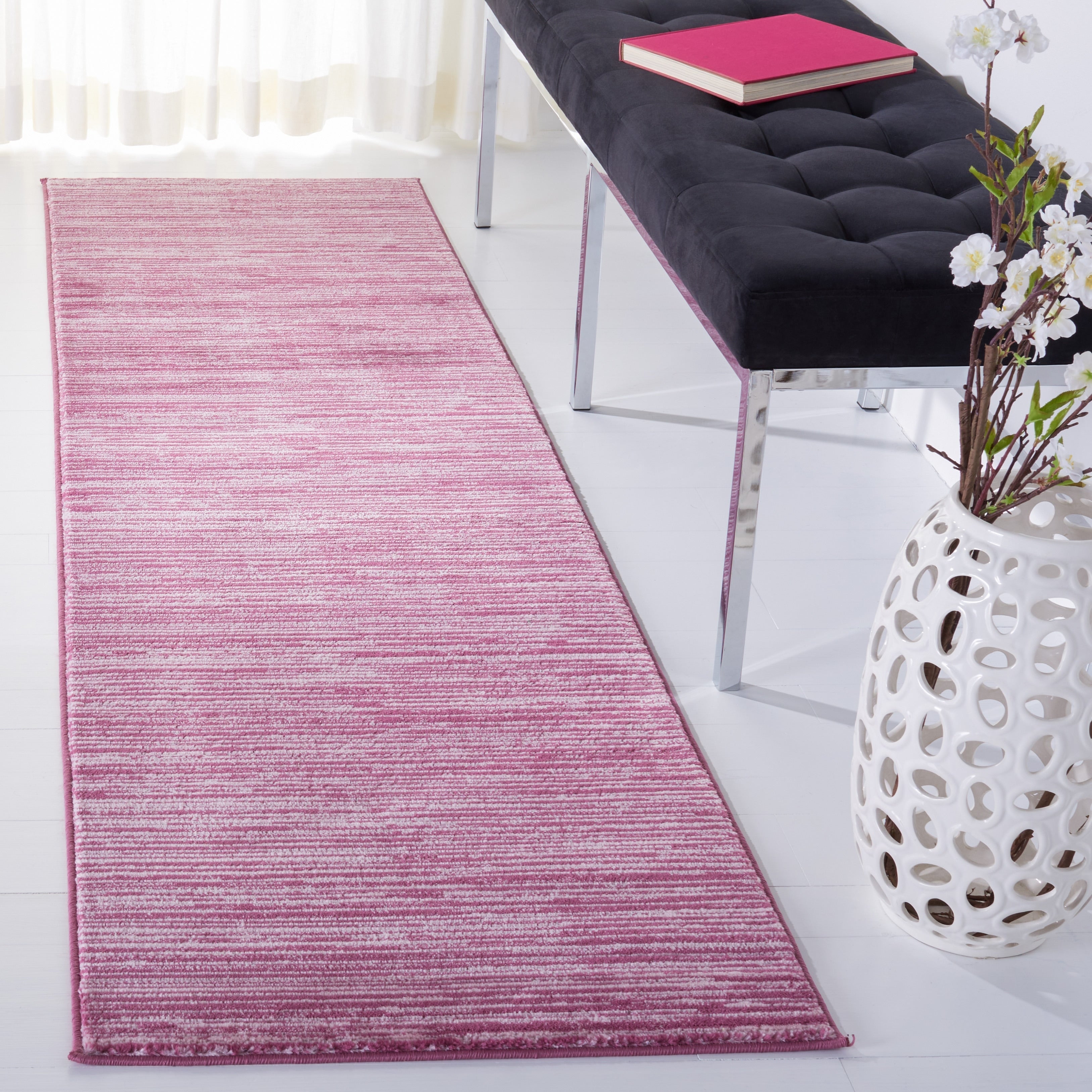 Tapis moderne SAFAVIEH Vision Sunanda aux tons ombrés.