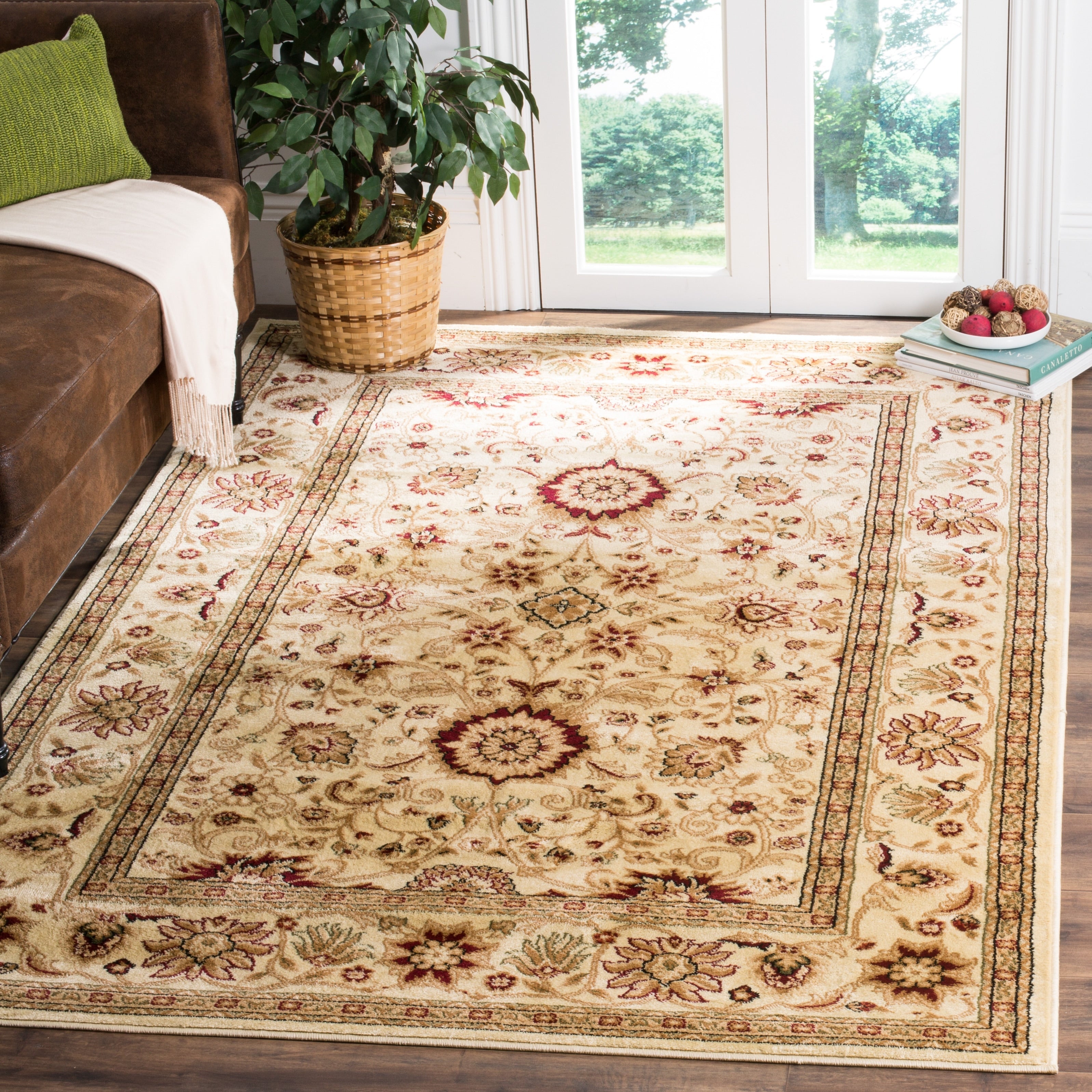 SAFAVIEH, tapis traditionnel Lyndhurst Marsha