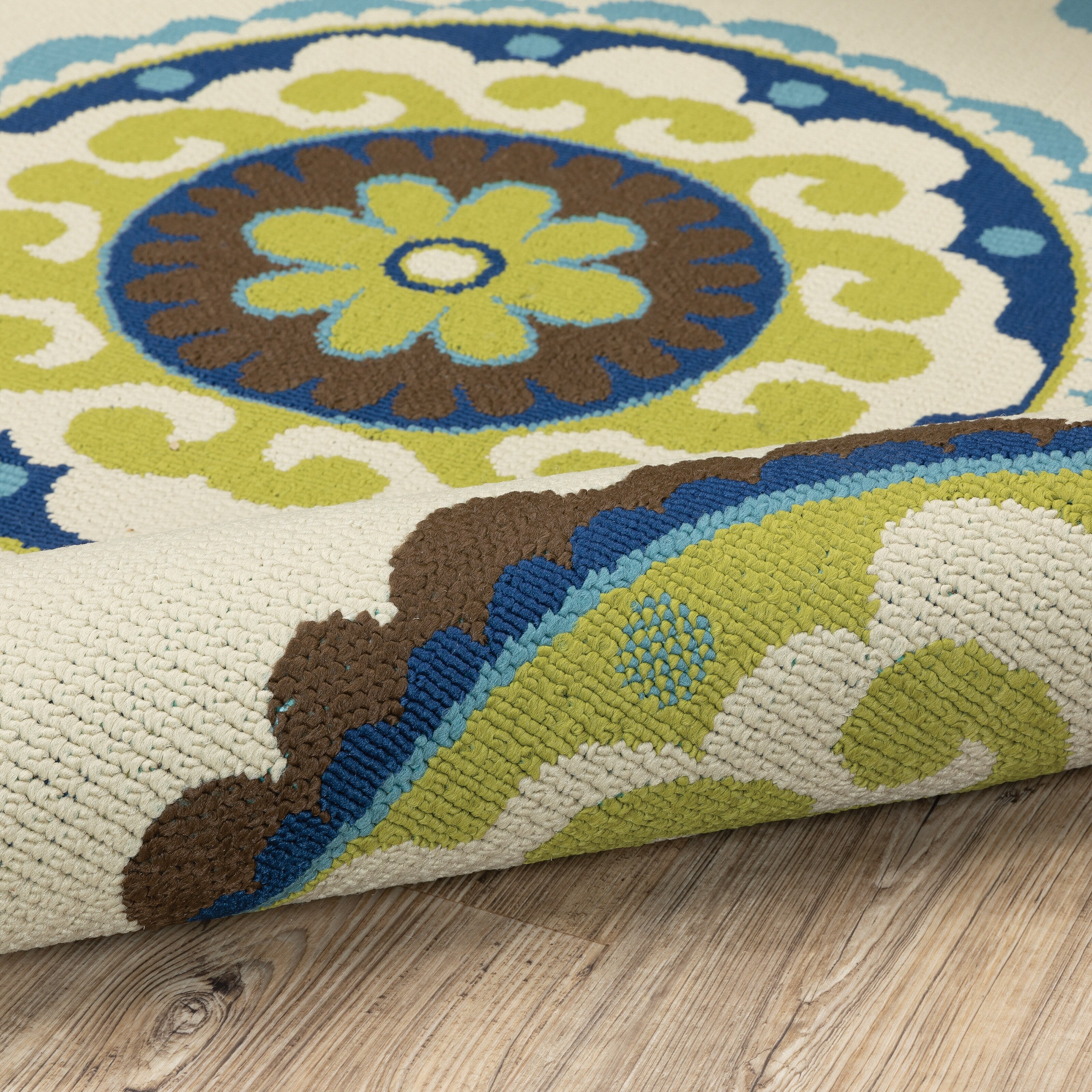 Tapis d'intérieur/extérieur à médaillons floraux Vista Home Catalina--